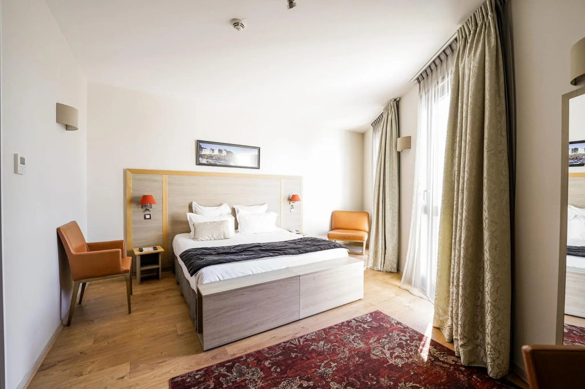 Bed in Hotel Vatel Bordeaux