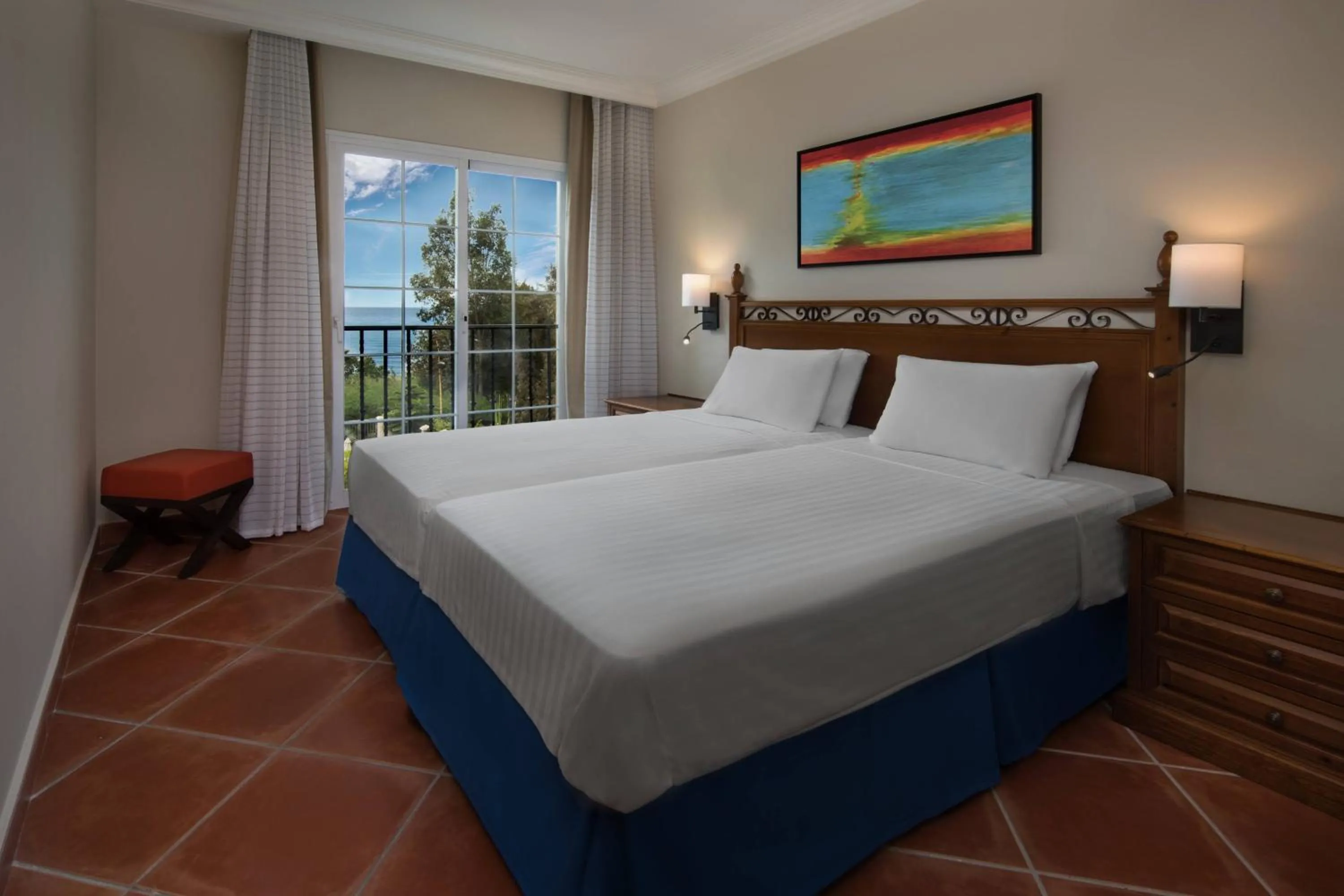 Bedroom, Bed in Marriott's Playa Andaluza