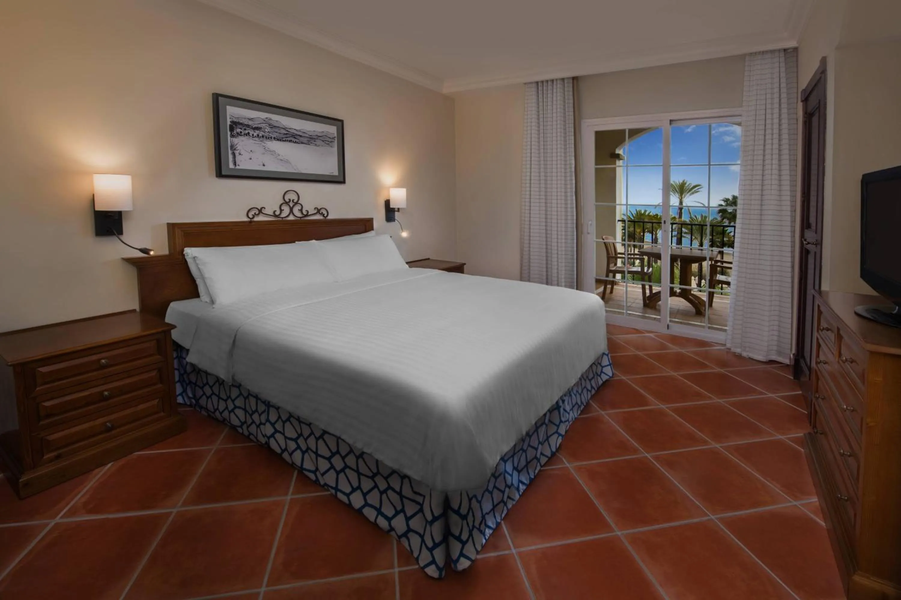 Photo of the whole room, Bed in Marriott's Playa Andaluza