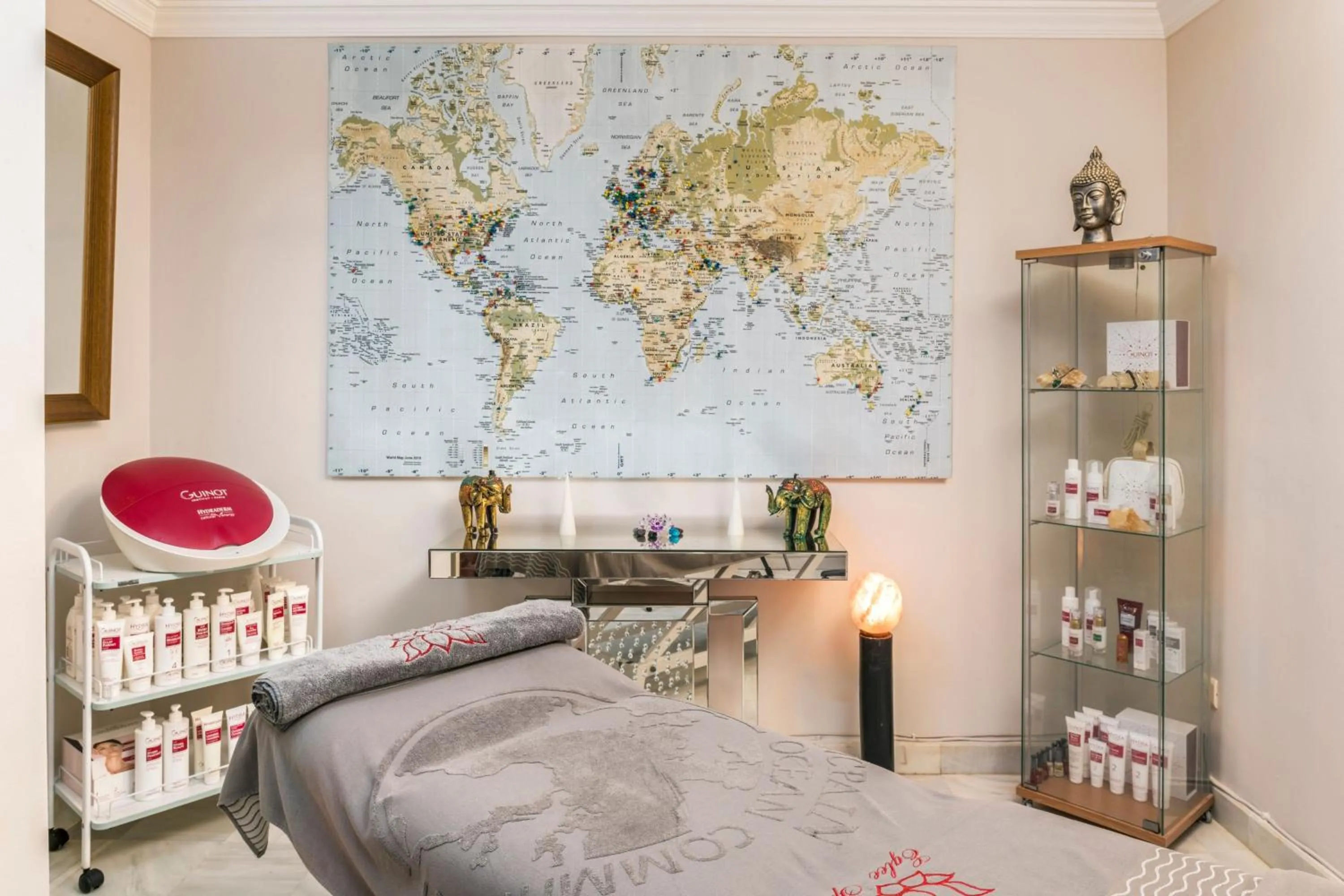 Spa and wellness centre/facilities, Bed in Marriott's Playa Andaluza