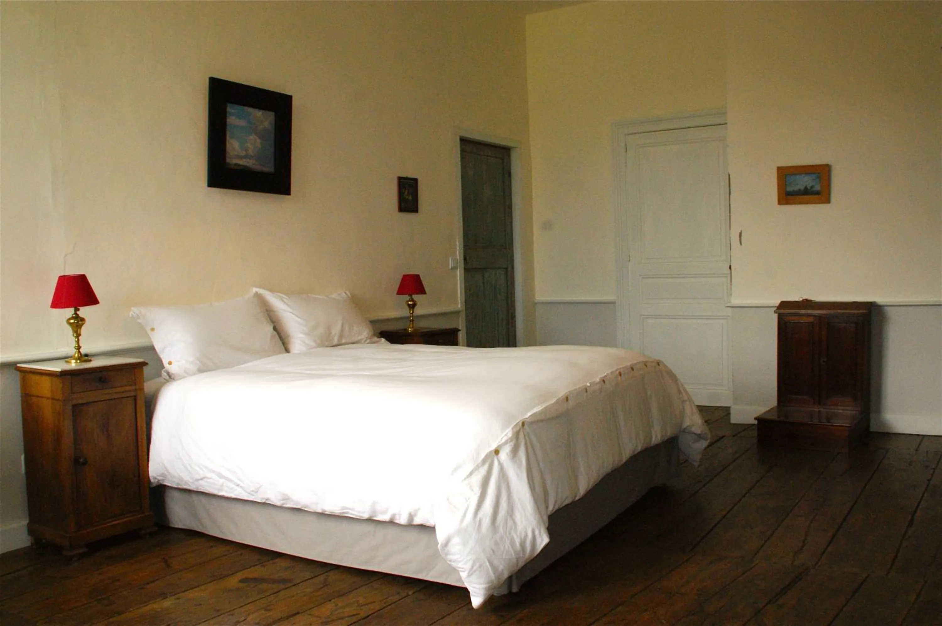 Bedroom in Château de La Combe
