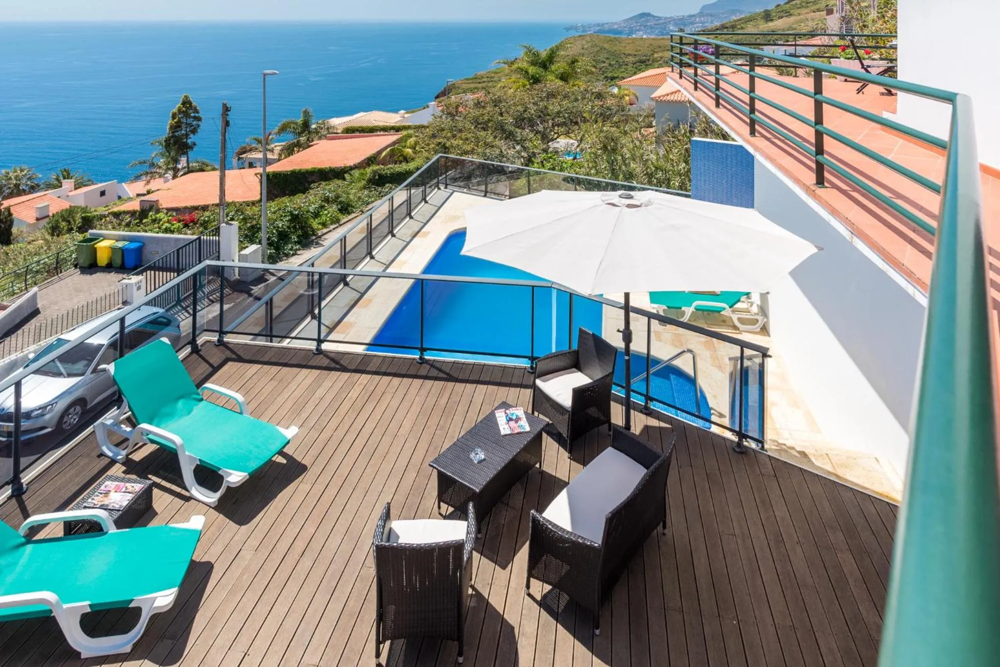 Balcony/Terrace in Vivenda da Esquina - by LovelyStay