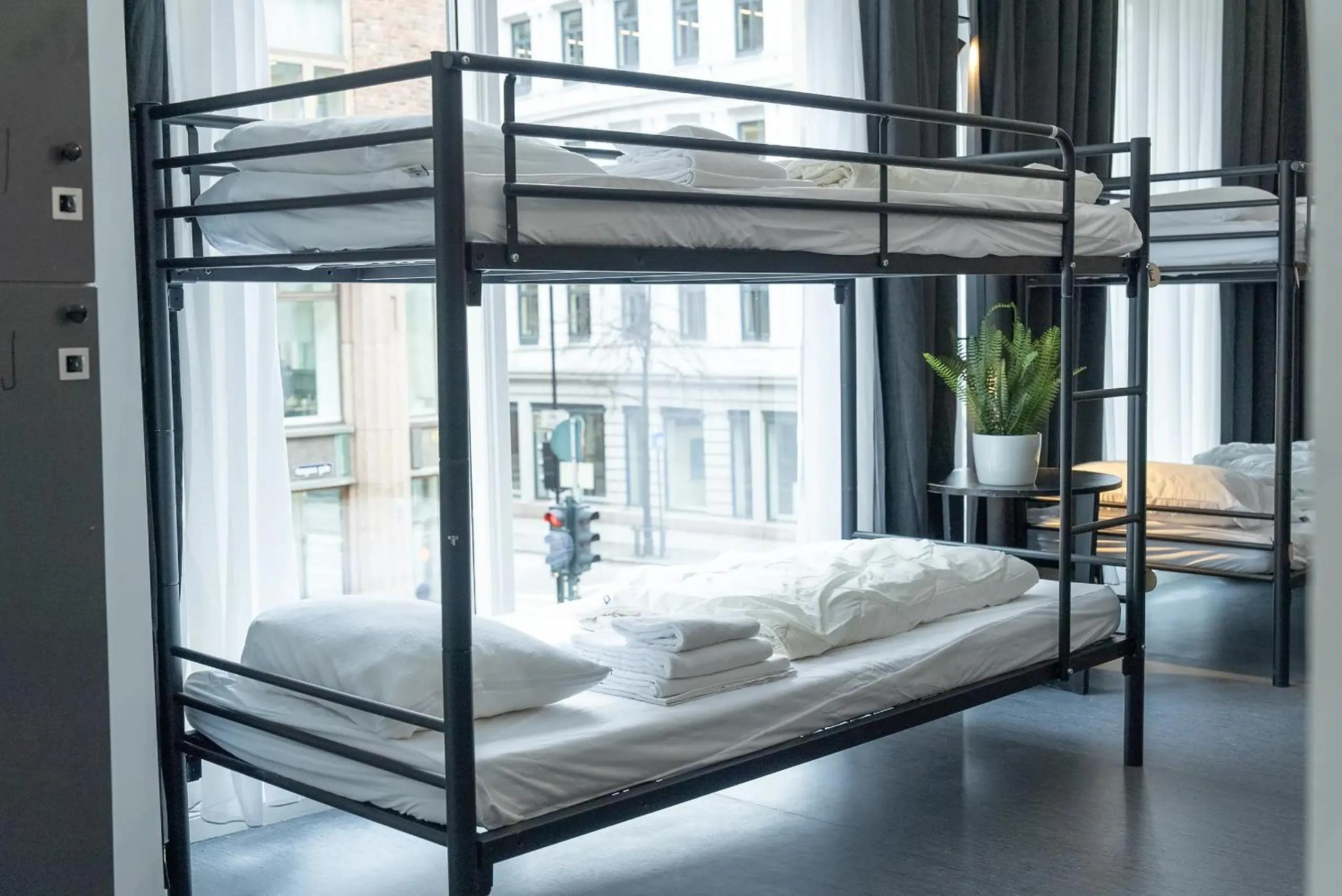 City view, Bed in Saga Hotel Oslo Central