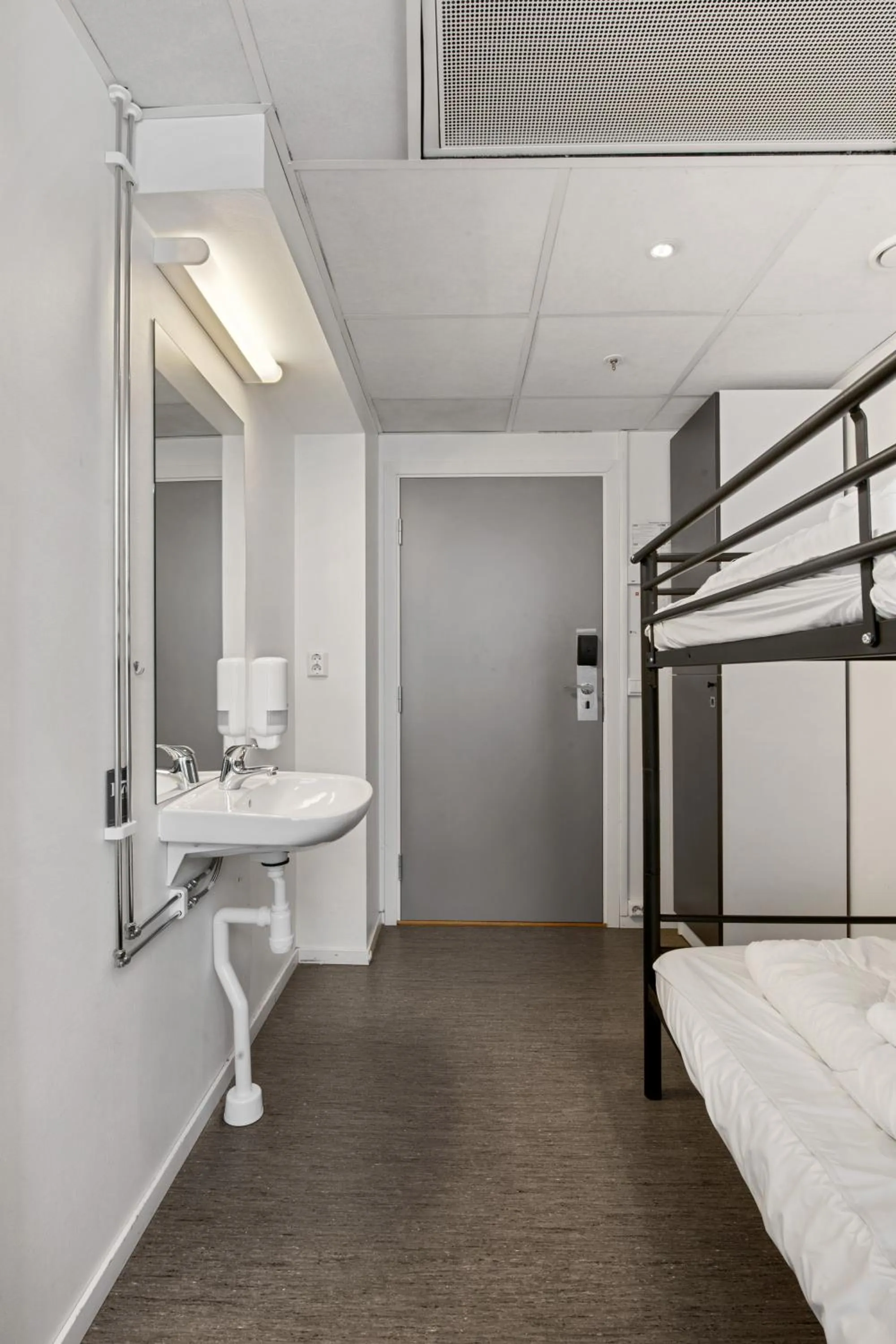 Bedroom, Bed in K7 Hotel Oslo