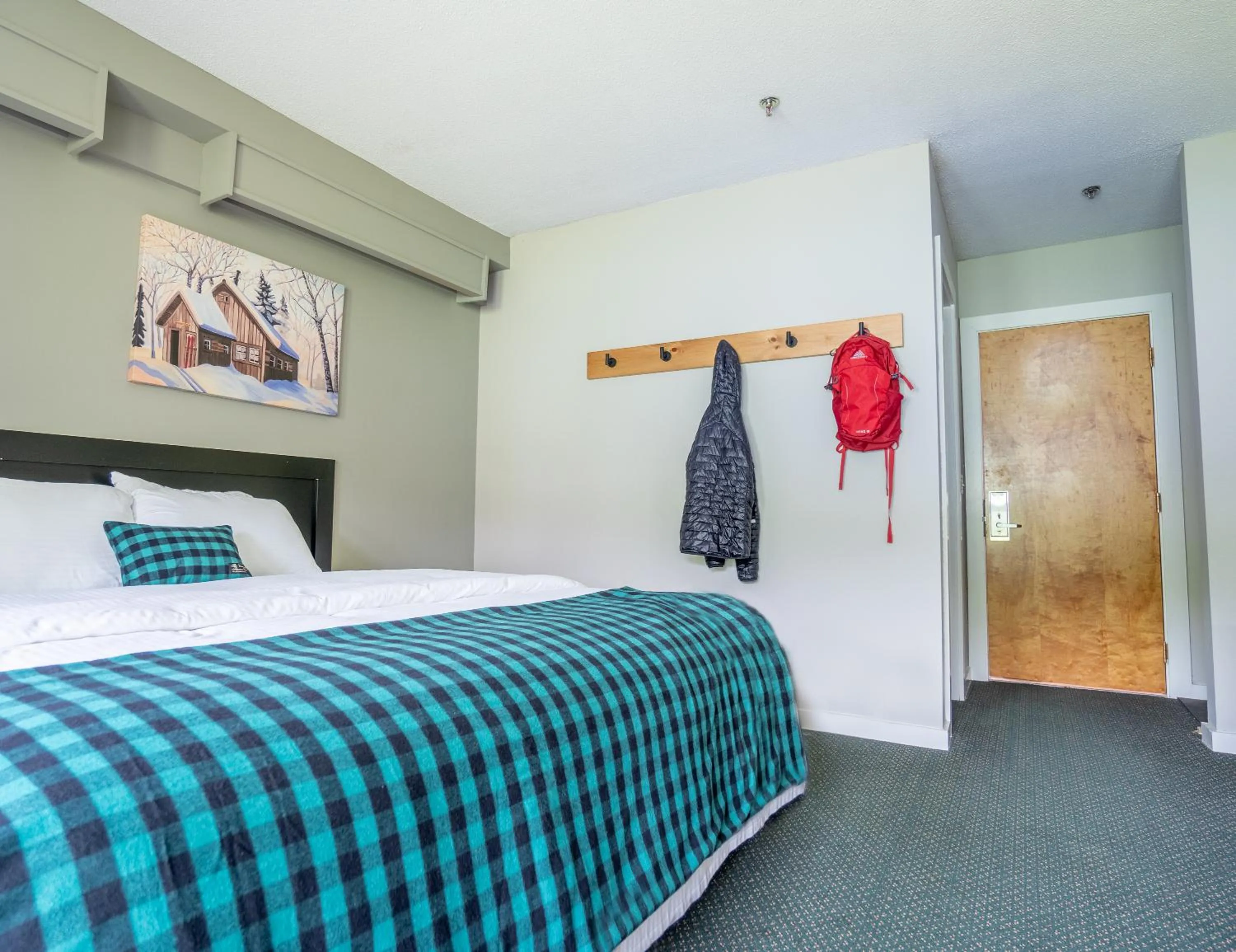 Bedroom, Bed in The Inn at Bolton Valley