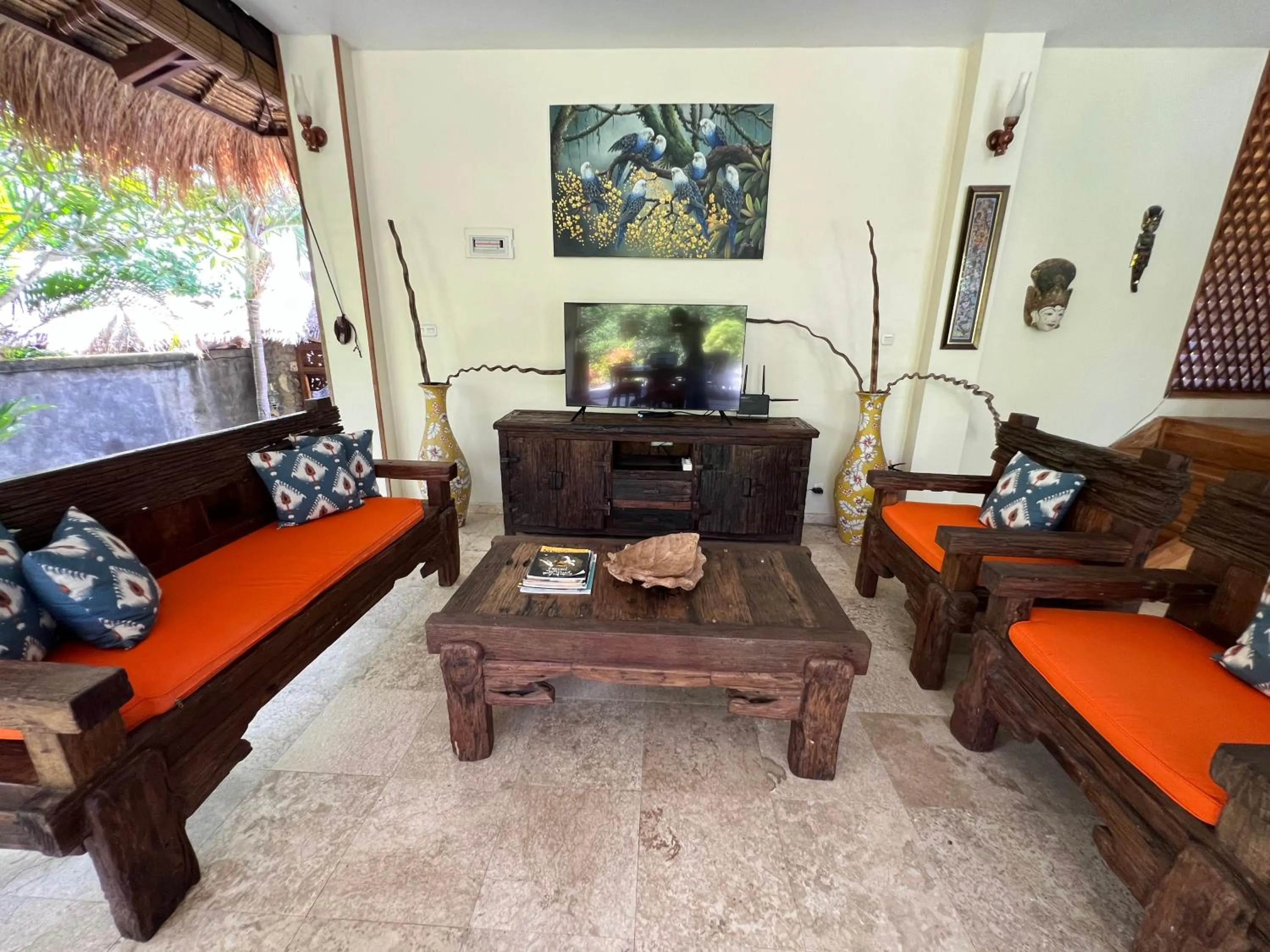 TV and multimedia in Breezy Point Villas