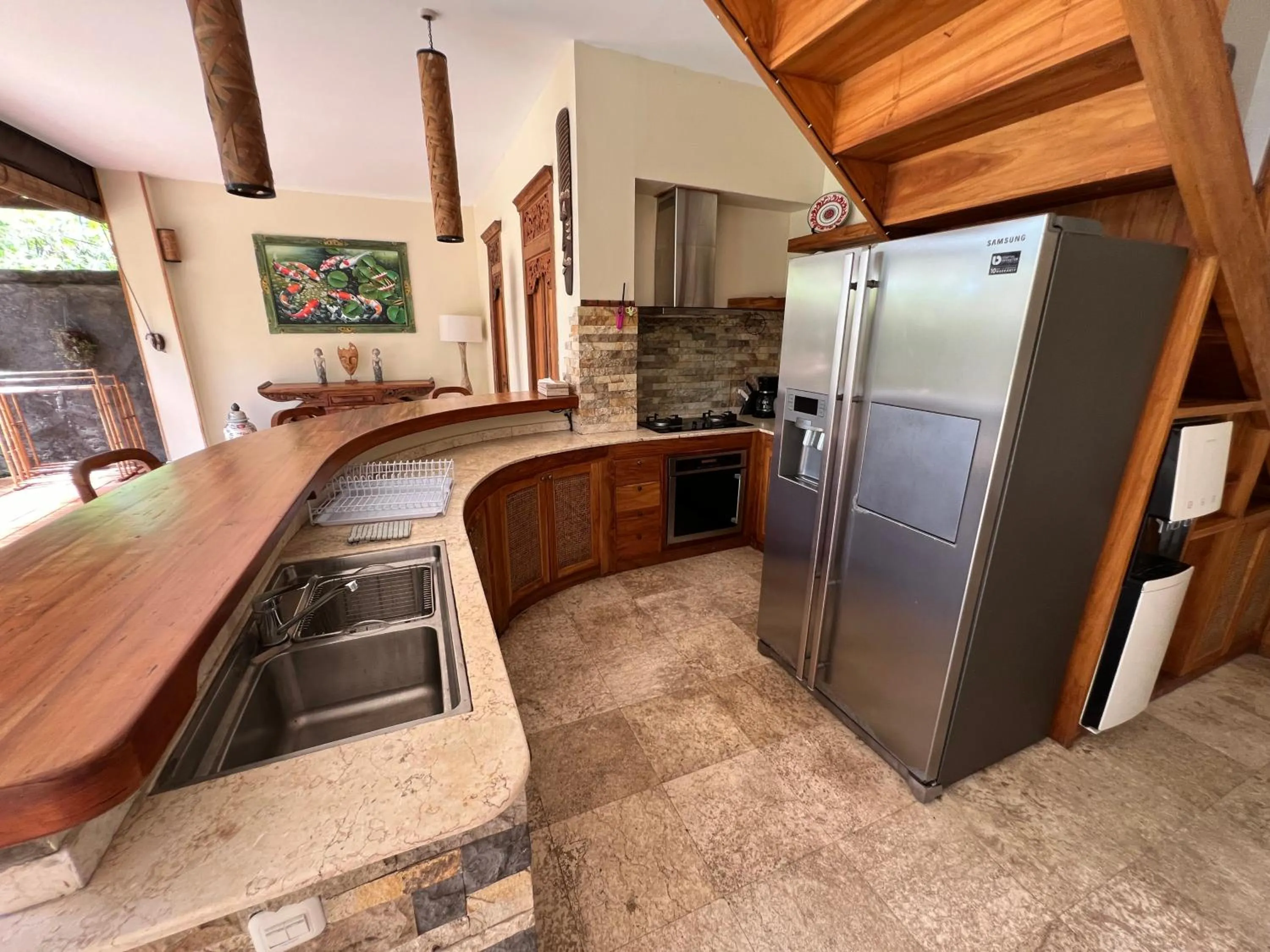 Kitchen or kitchenette in Breezy Point Villas
