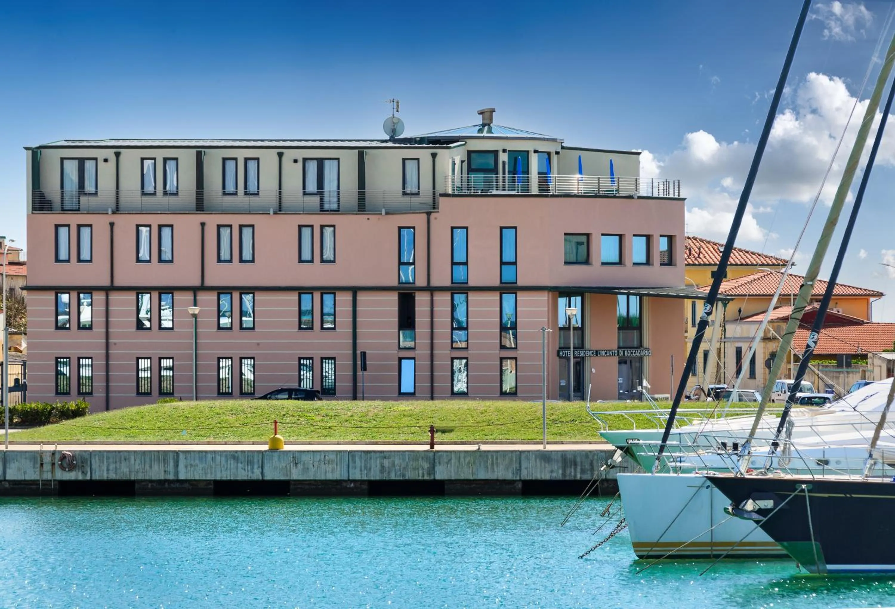 Property building in Residence Hotel L'incanto Di Boccadarno