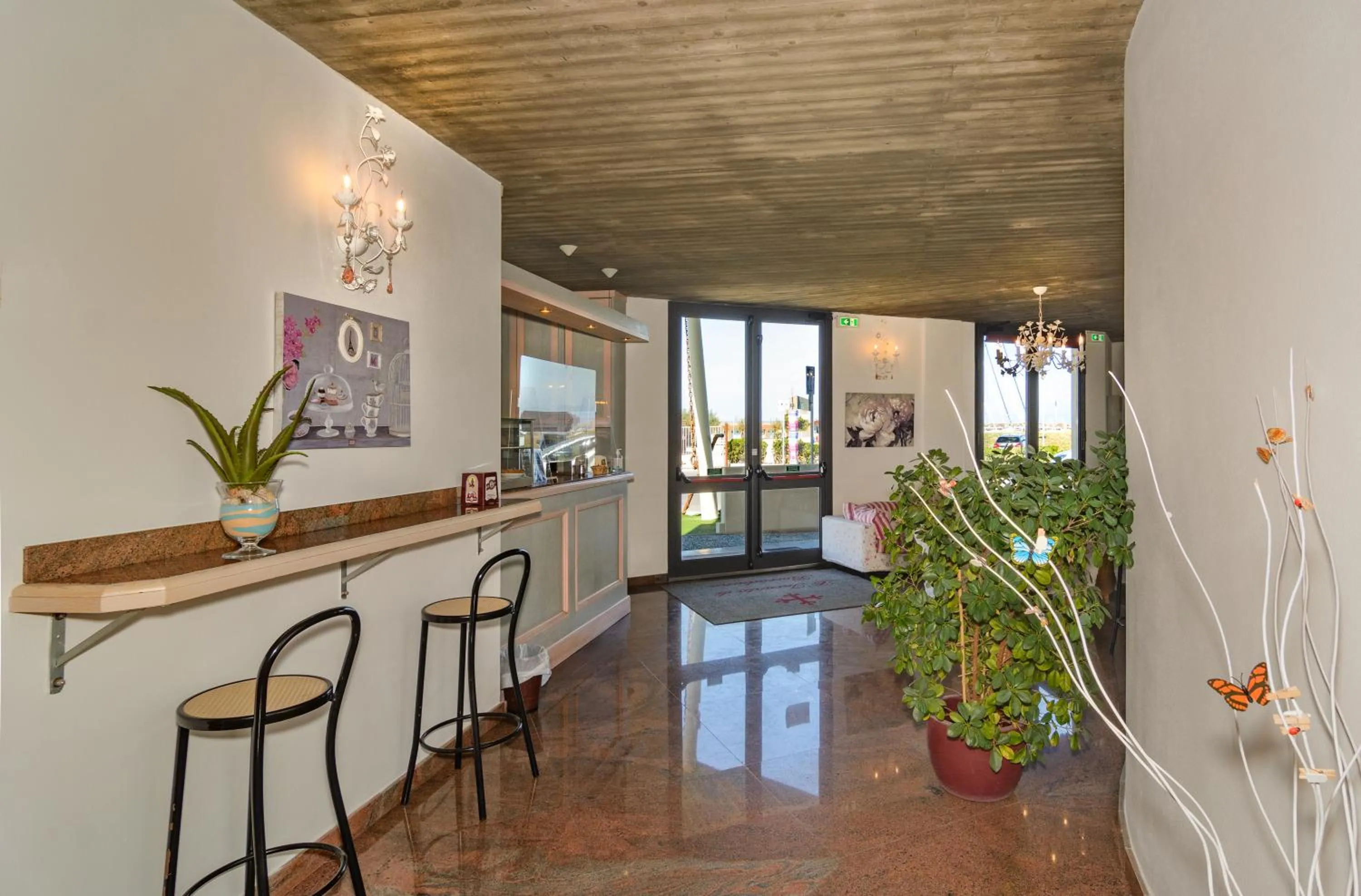 Lounge or bar in Residence Hotel L'incanto Di Boccadarno