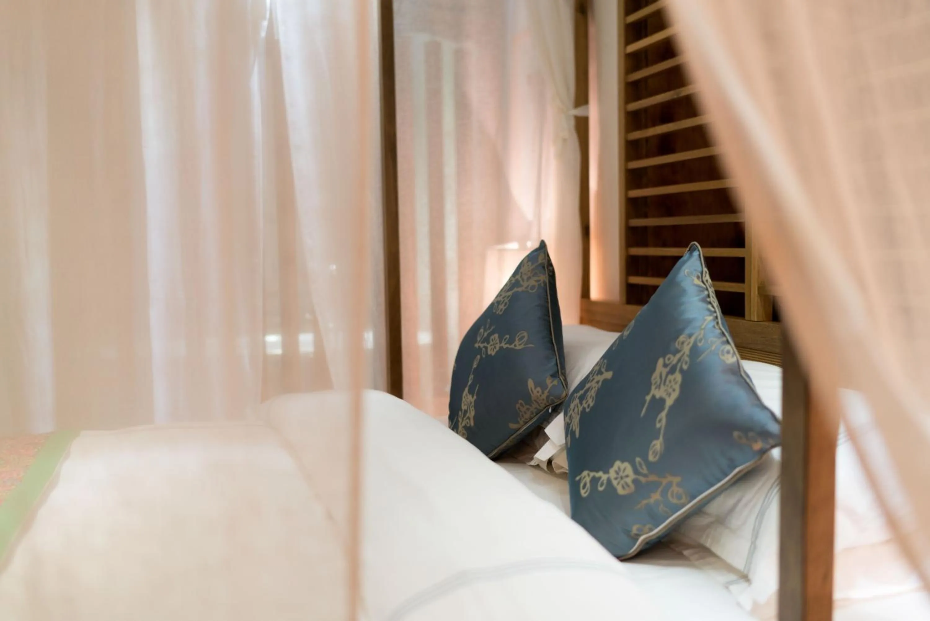 Bed in Dali Old Courtyard Boutique Inn