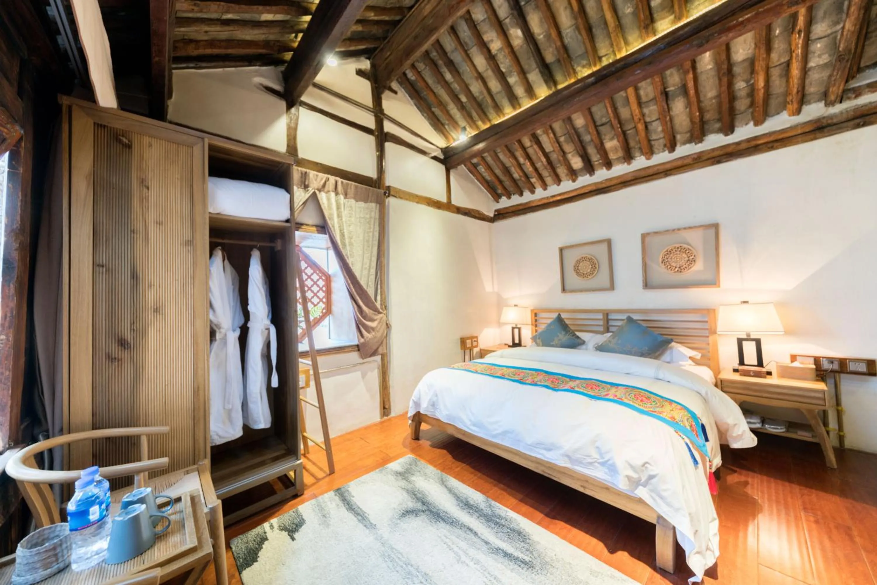 Bed in Dali Old Courtyard Boutique Inn