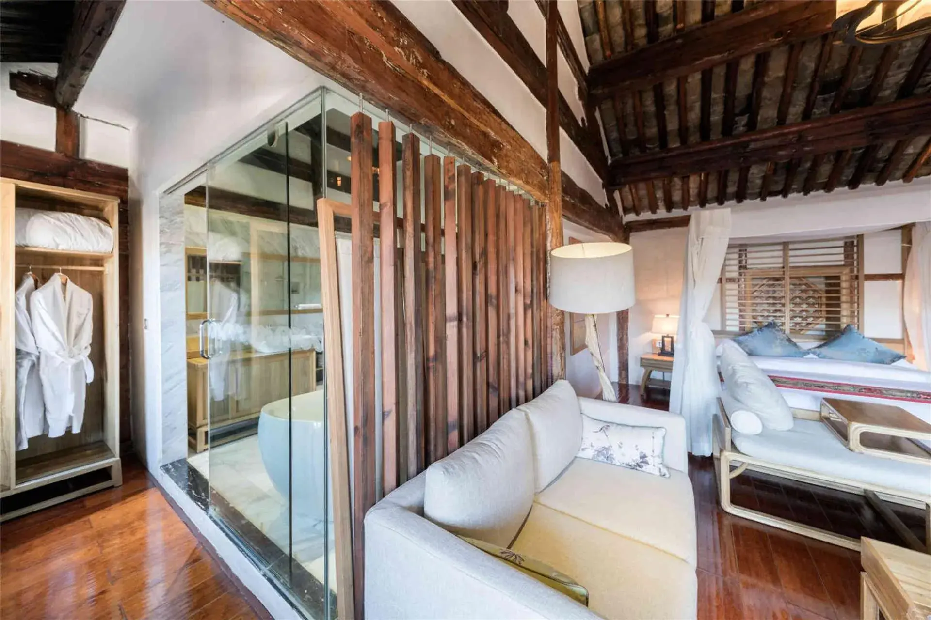 Bed in Dali Old Courtyard Boutique Inn Bed in Dali Old Courtyard Boutique Inn