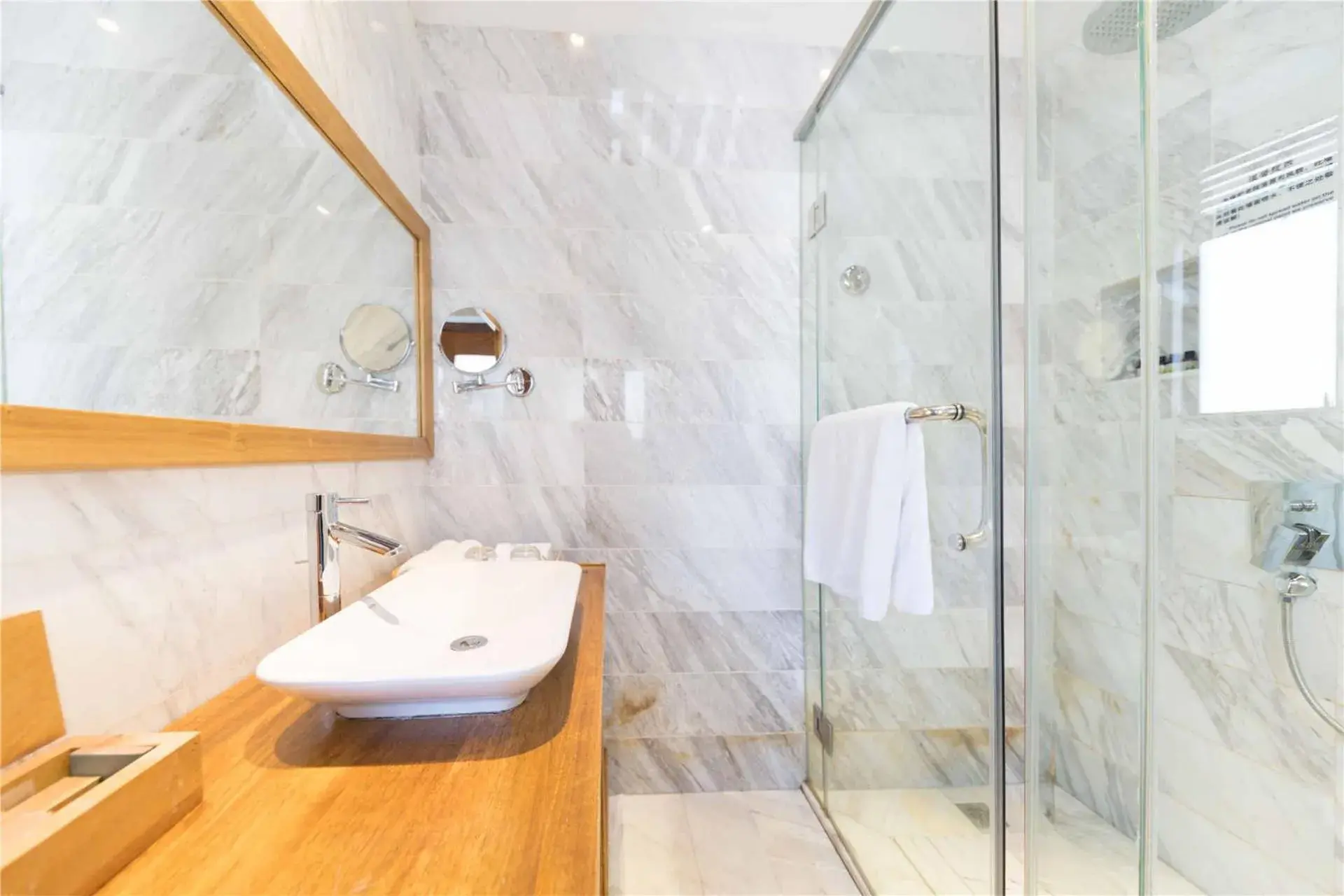 Double Room in Dali Old Courtyard Boutique Inn Double Room in Dali Old Courtyard Boutique Inn