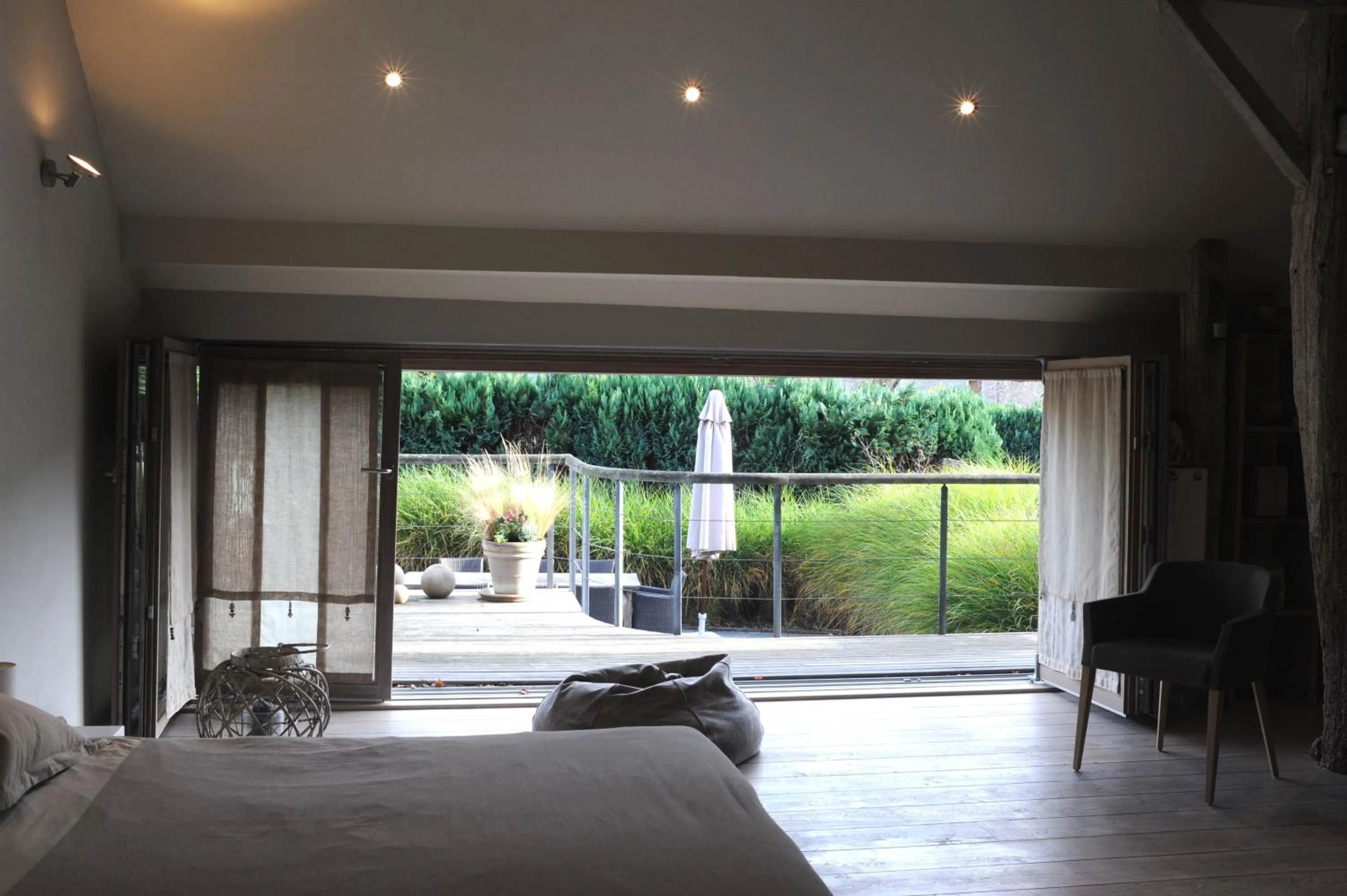 Balcony/Terrace, Bed in Le Temps d'une Pause