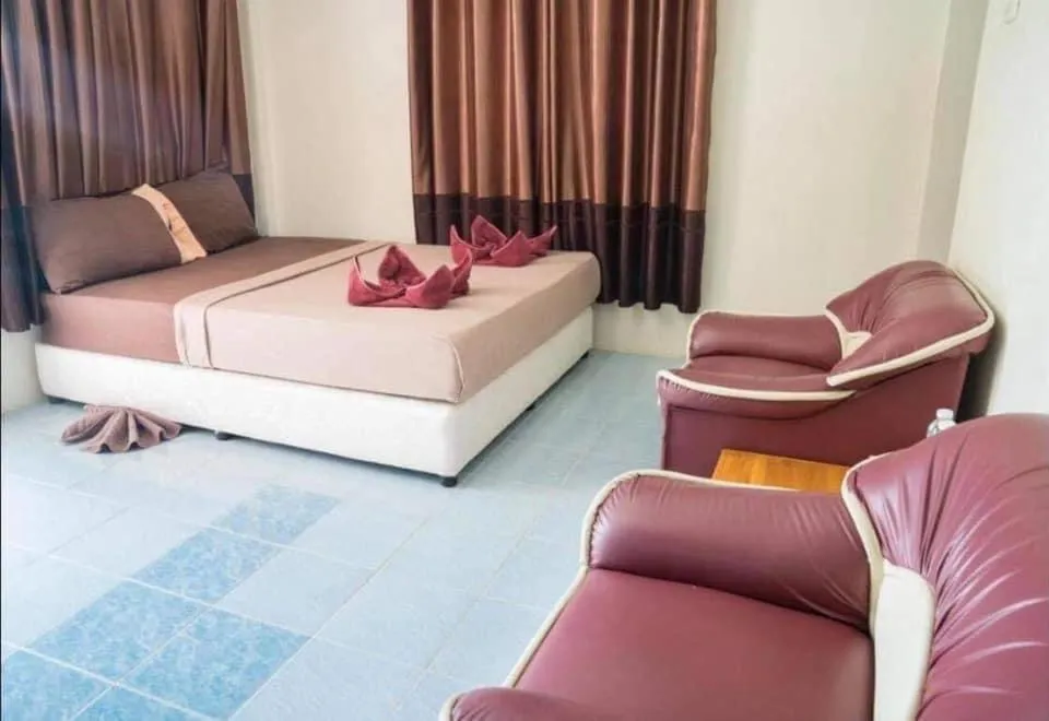 Bed in Phangan Lodge
