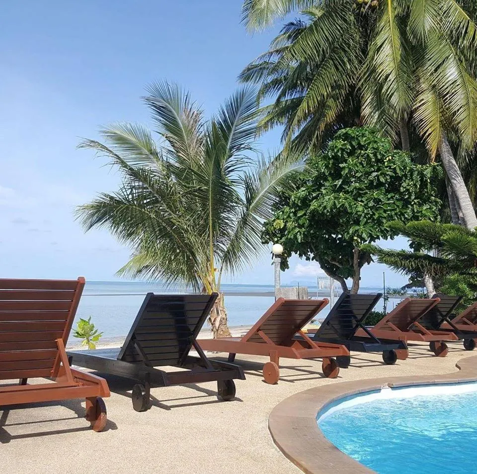 Swimming pool in Phangan Lodge