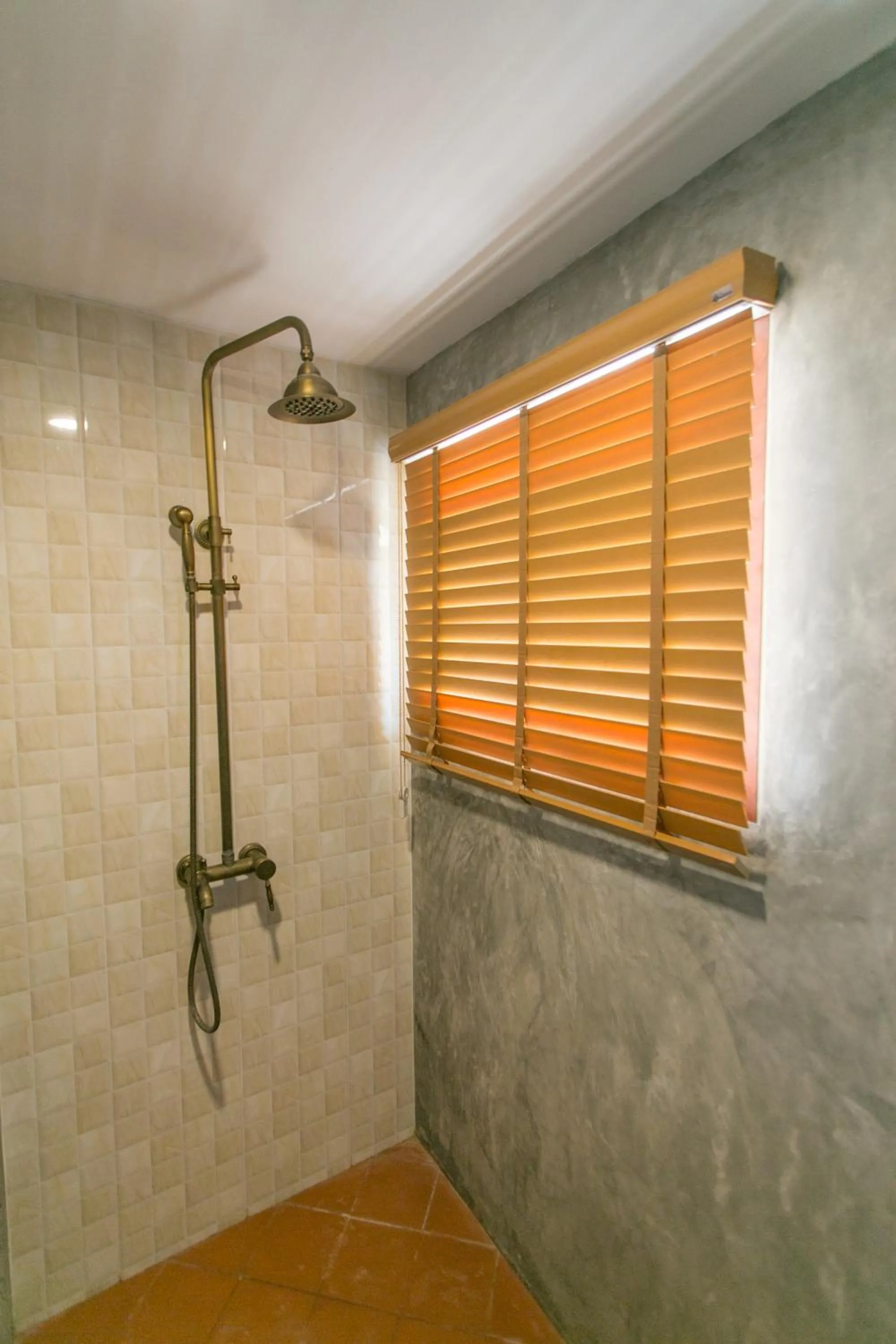 Shower in Sai Daeng Resort