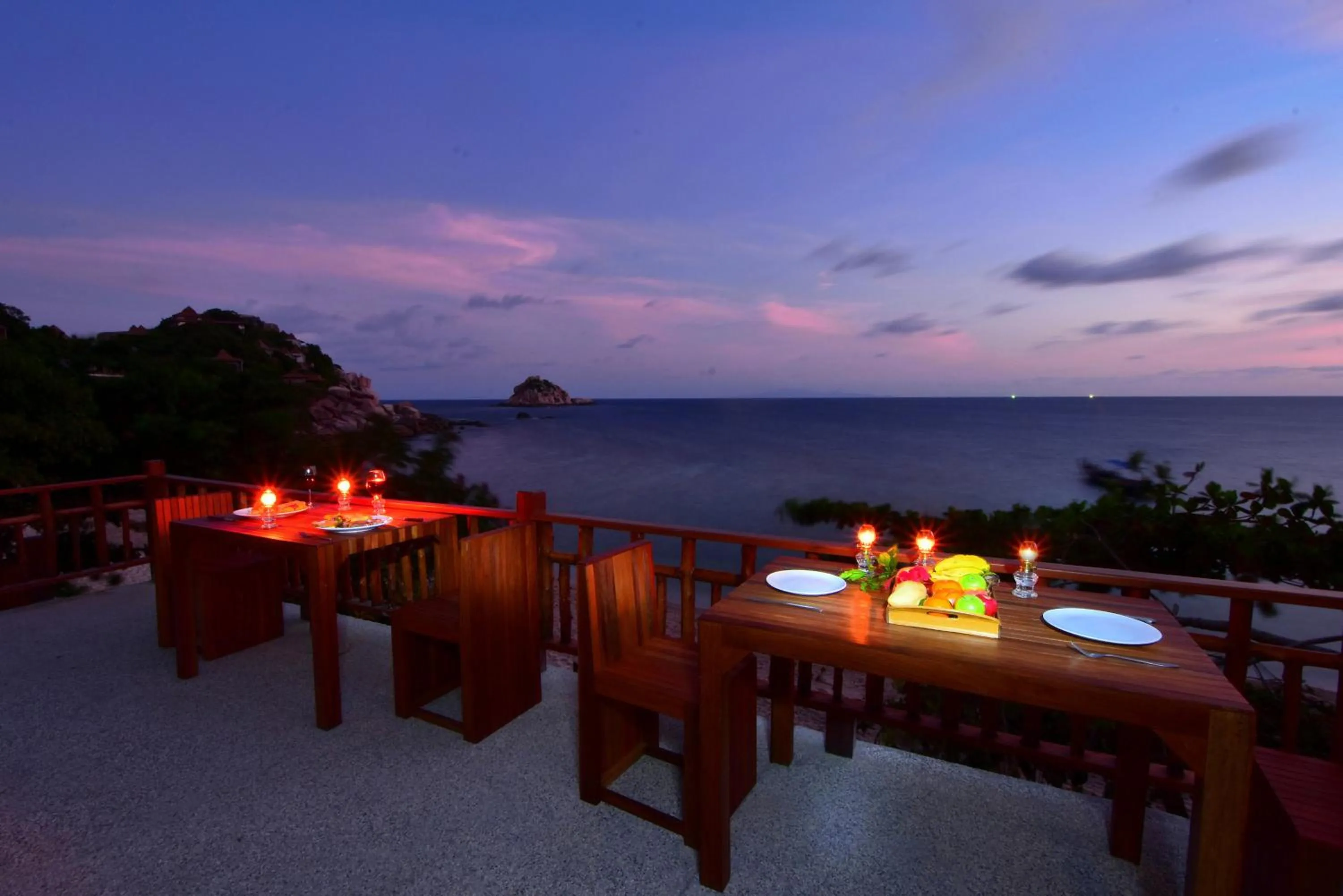 Restaurant/places to eat in Sai Daeng Resort