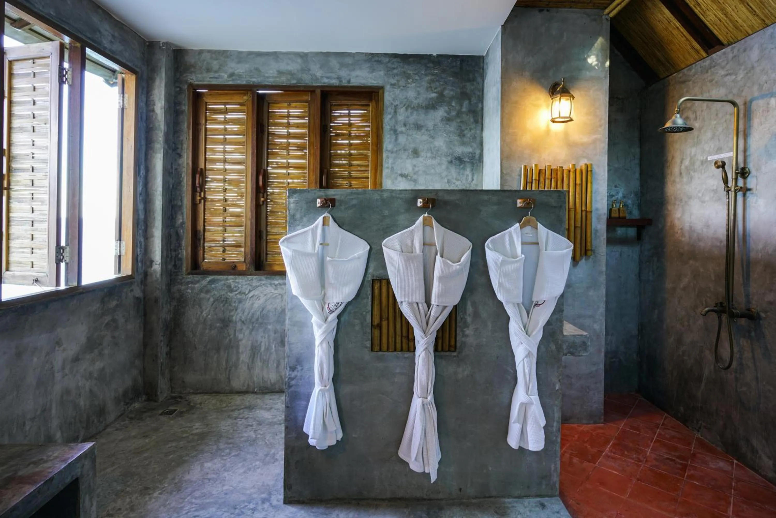 Shower in Sai Daeng Resort