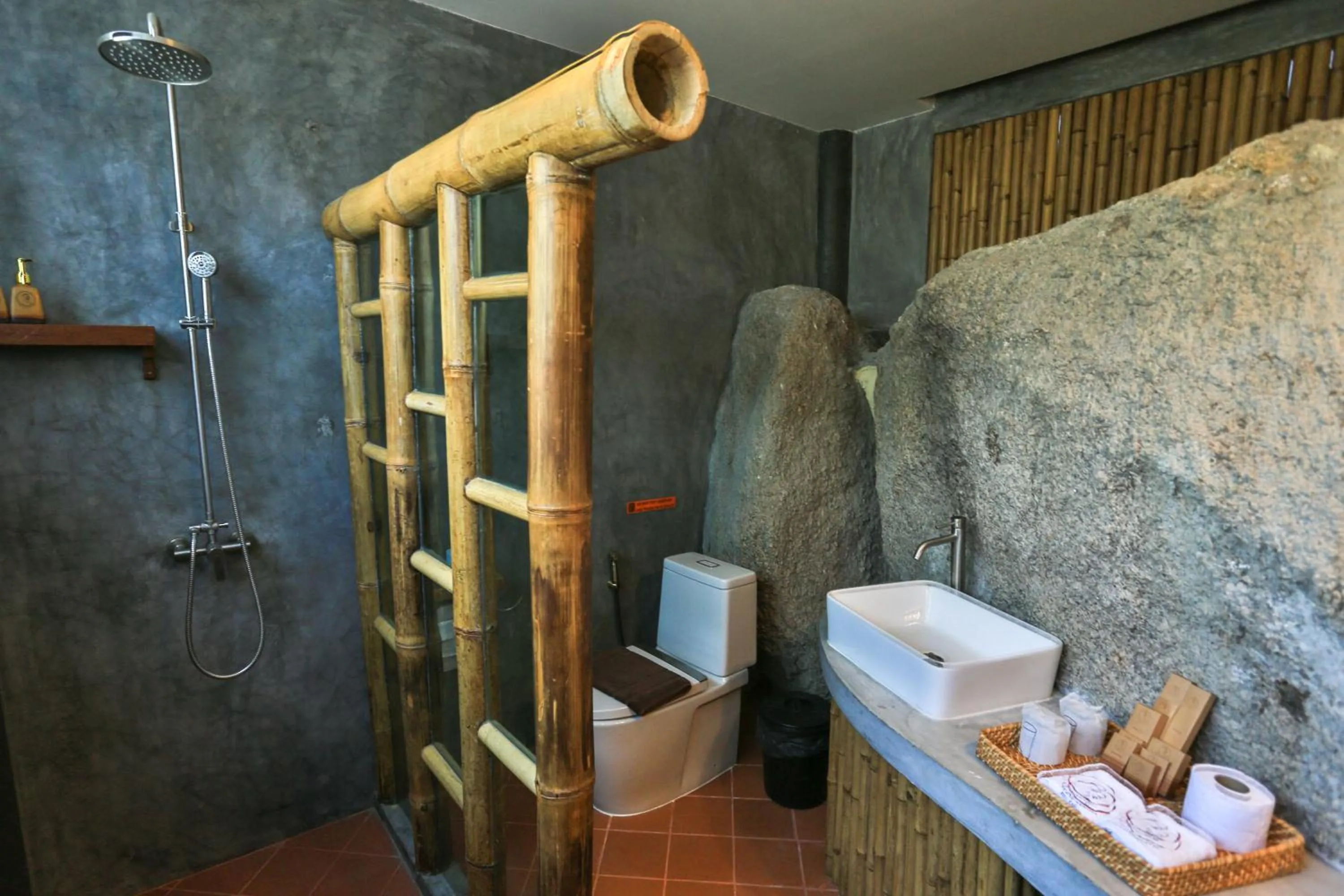 Bathroom in Sai Daeng Resort