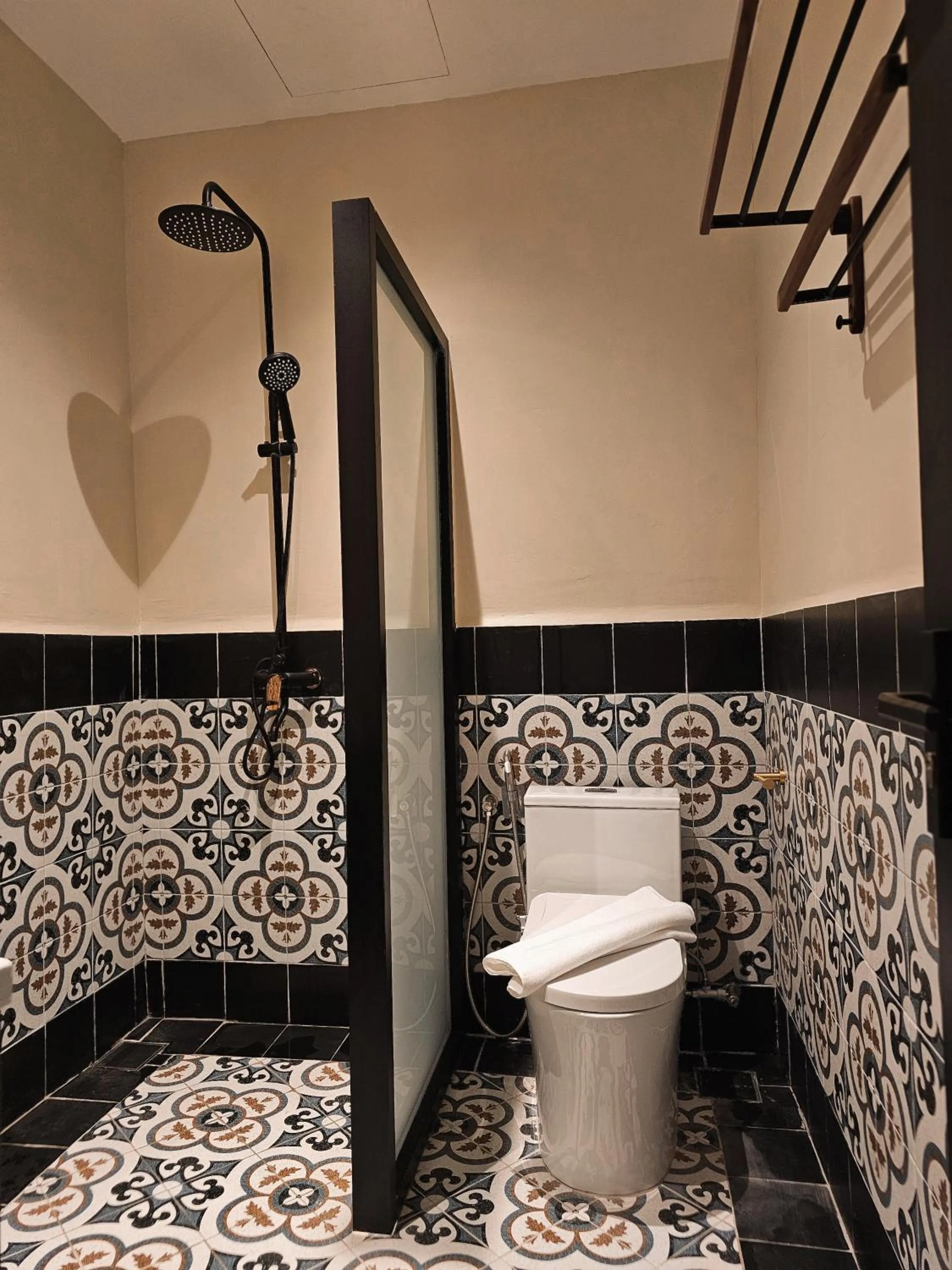 Toilet in RARE Heritage House