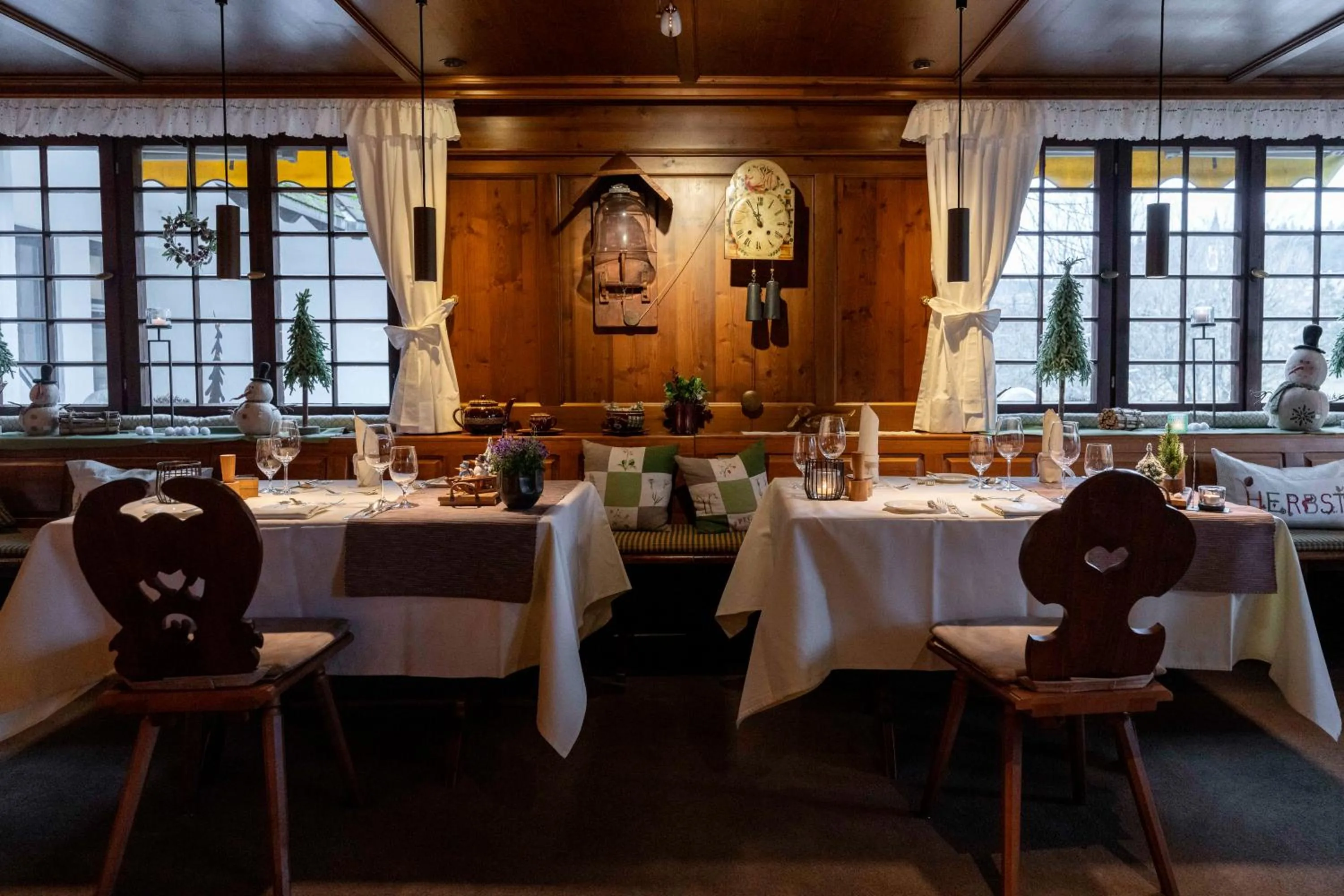 Restaurant/places to eat in Hotel Zum Ochsen