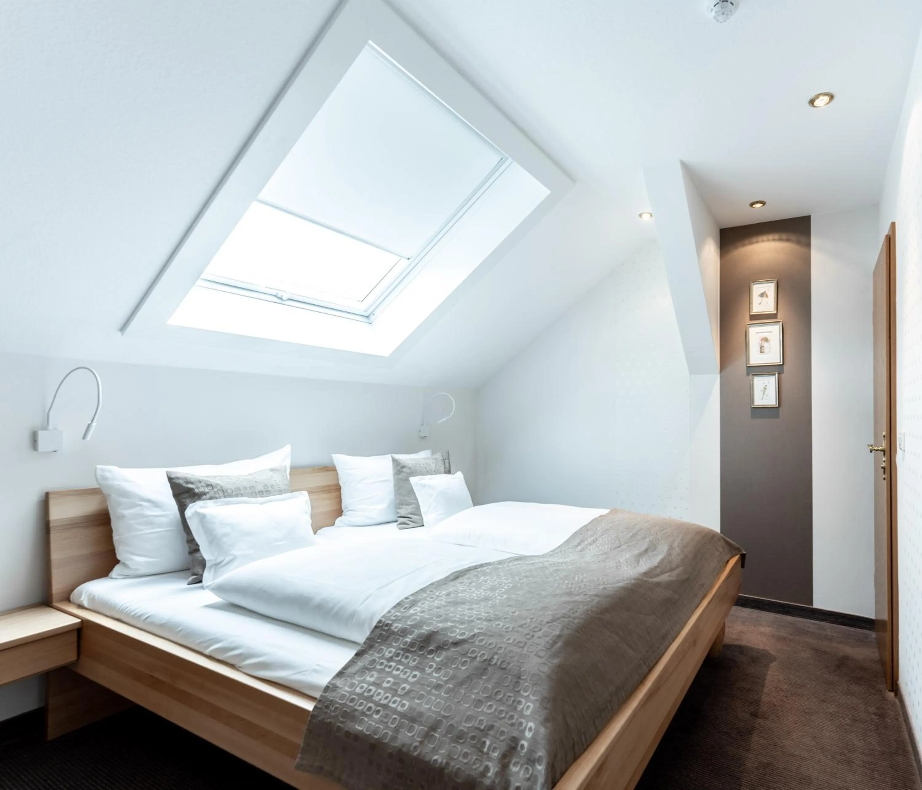 Bedroom, Bed in Hotel Zum Ochsen