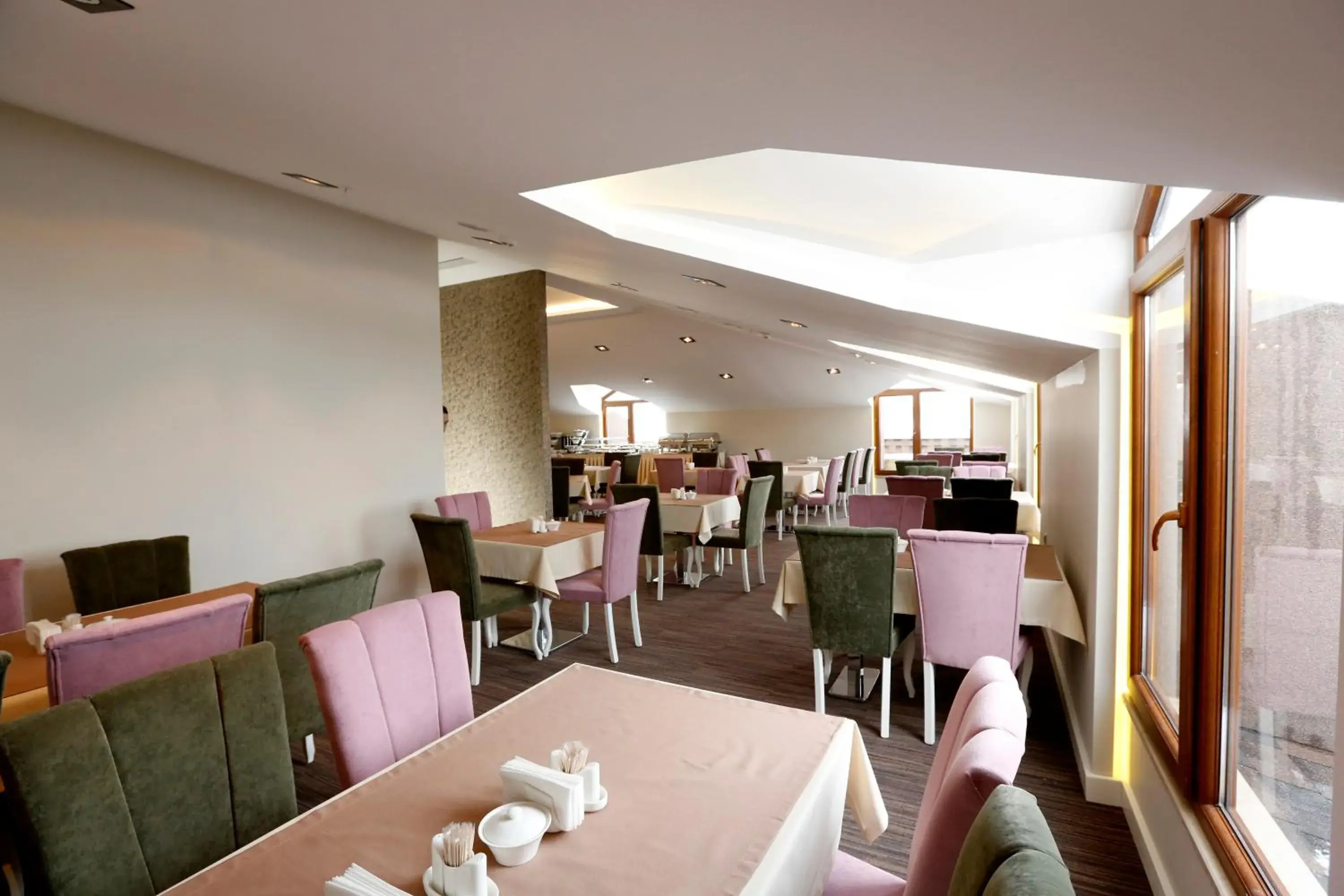 Restaurant/places to eat in Hanzade Park Hotel Restaurant/places to eat in Hanzade Park Hotel