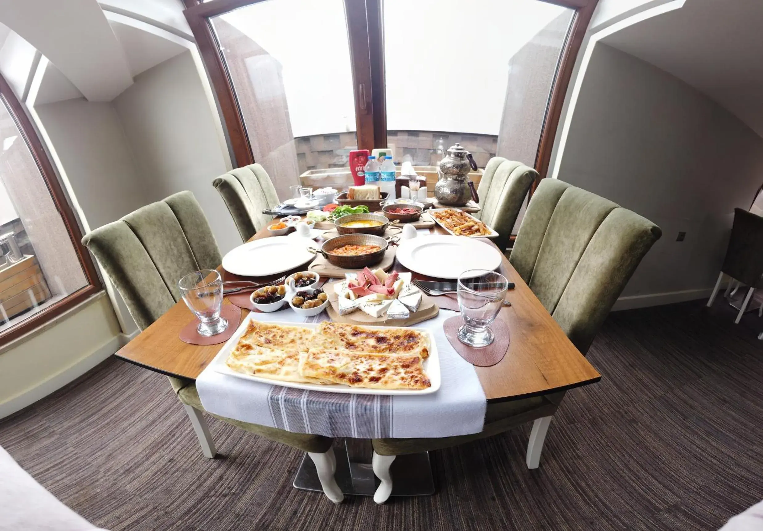 Restaurant/places to eat in Hanzade Park Hotel Restaurant/places to eat in Hanzade Park Hotel