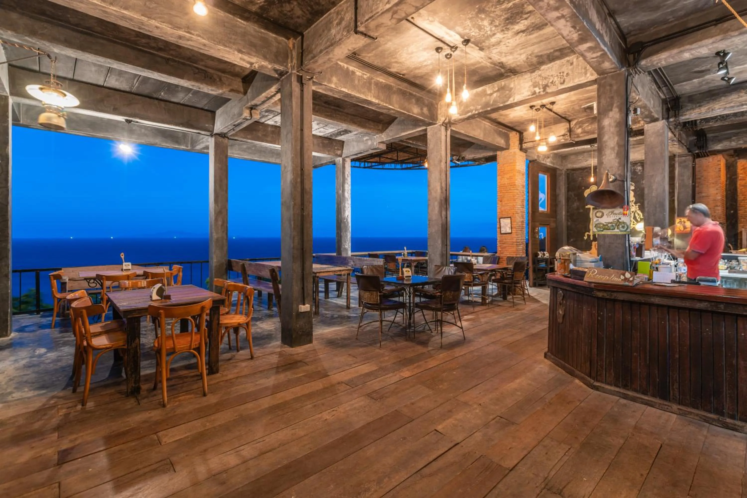 Restaurant/places to eat in Blue Heaven Resort Koh Tao