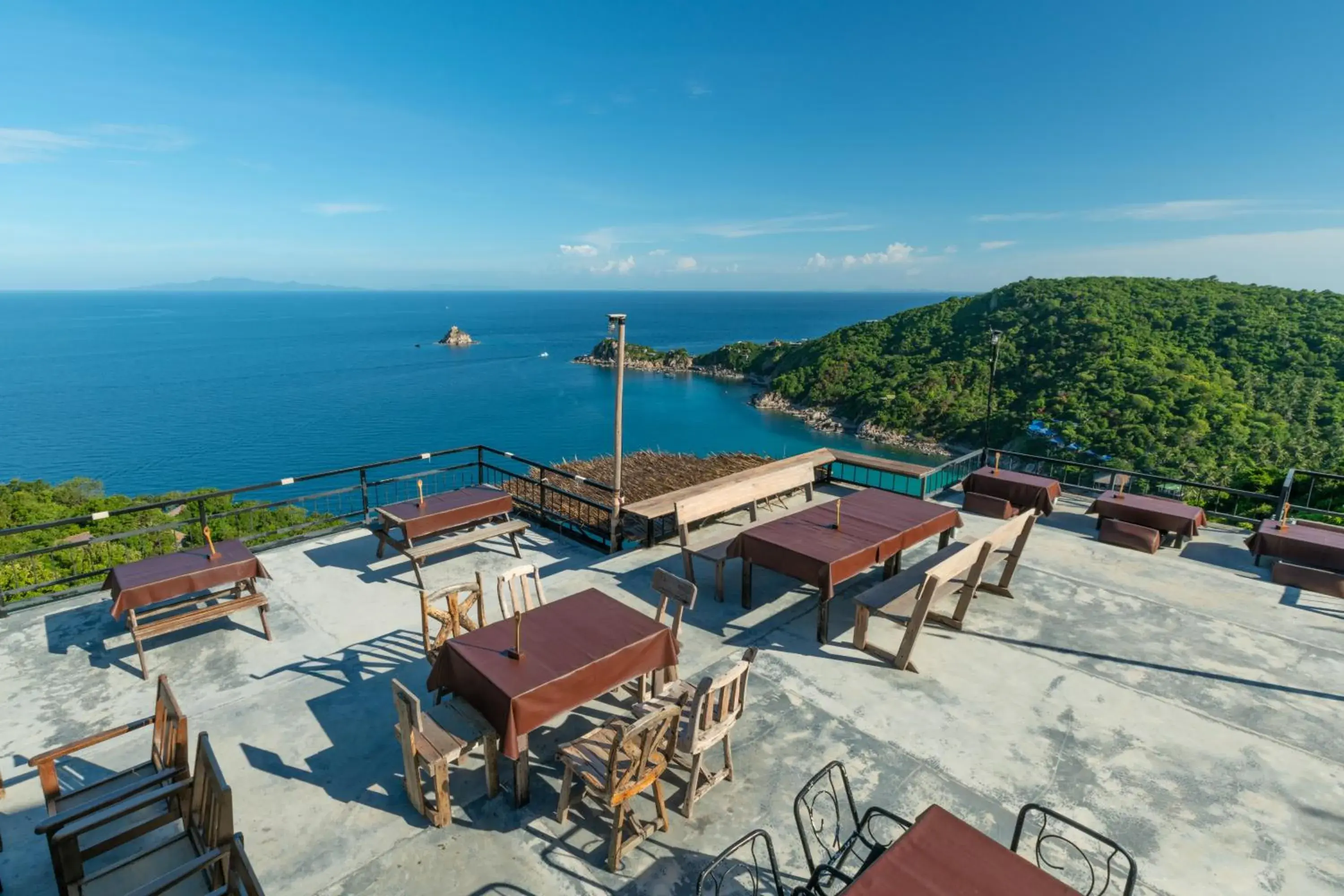 Restaurant/places to eat in Blue Heaven Resort Koh Tao Restaurant/places to eat in Blue Heaven Resort Koh Tao