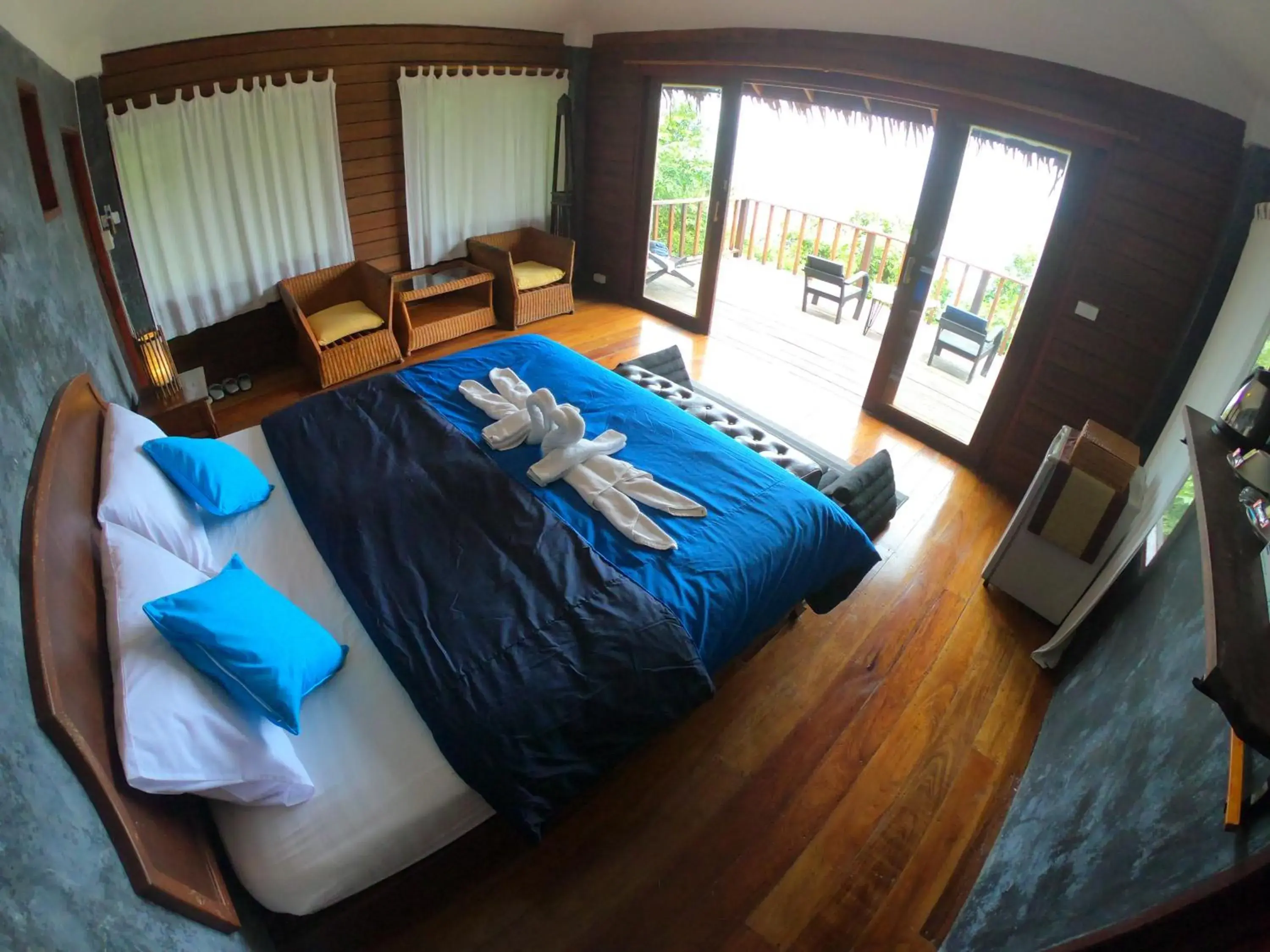 Bed in Blue Heaven Resort Koh Tao Bed in Blue Heaven Resort Koh Tao