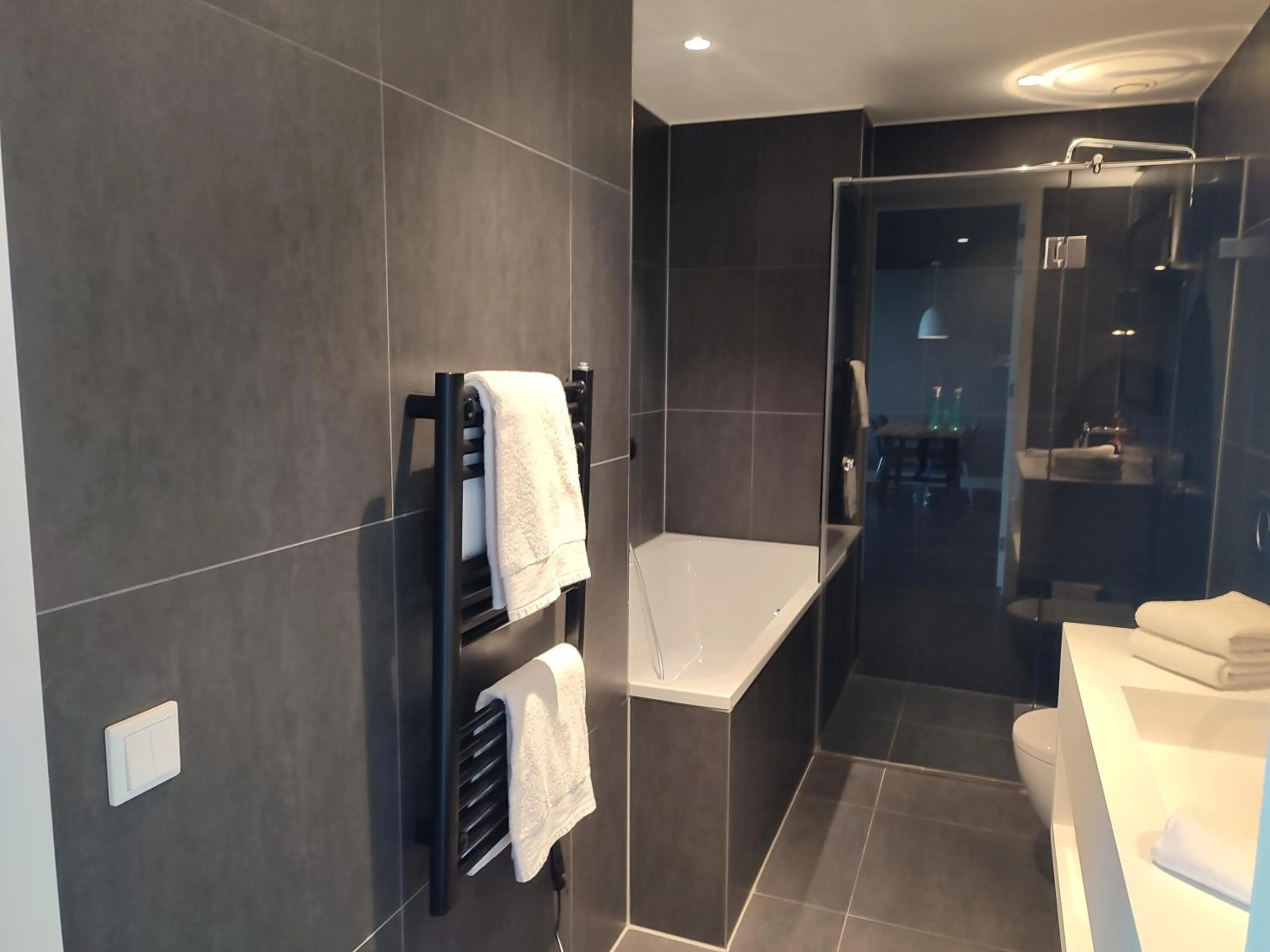 Bathroom in B-aparthotel Kennedy