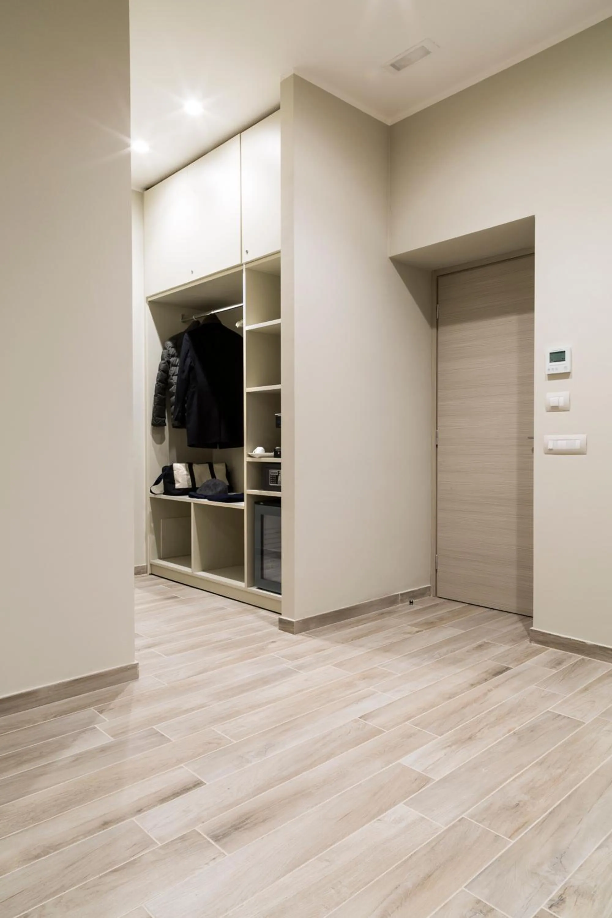 wardrobe in Borghetto Guest House