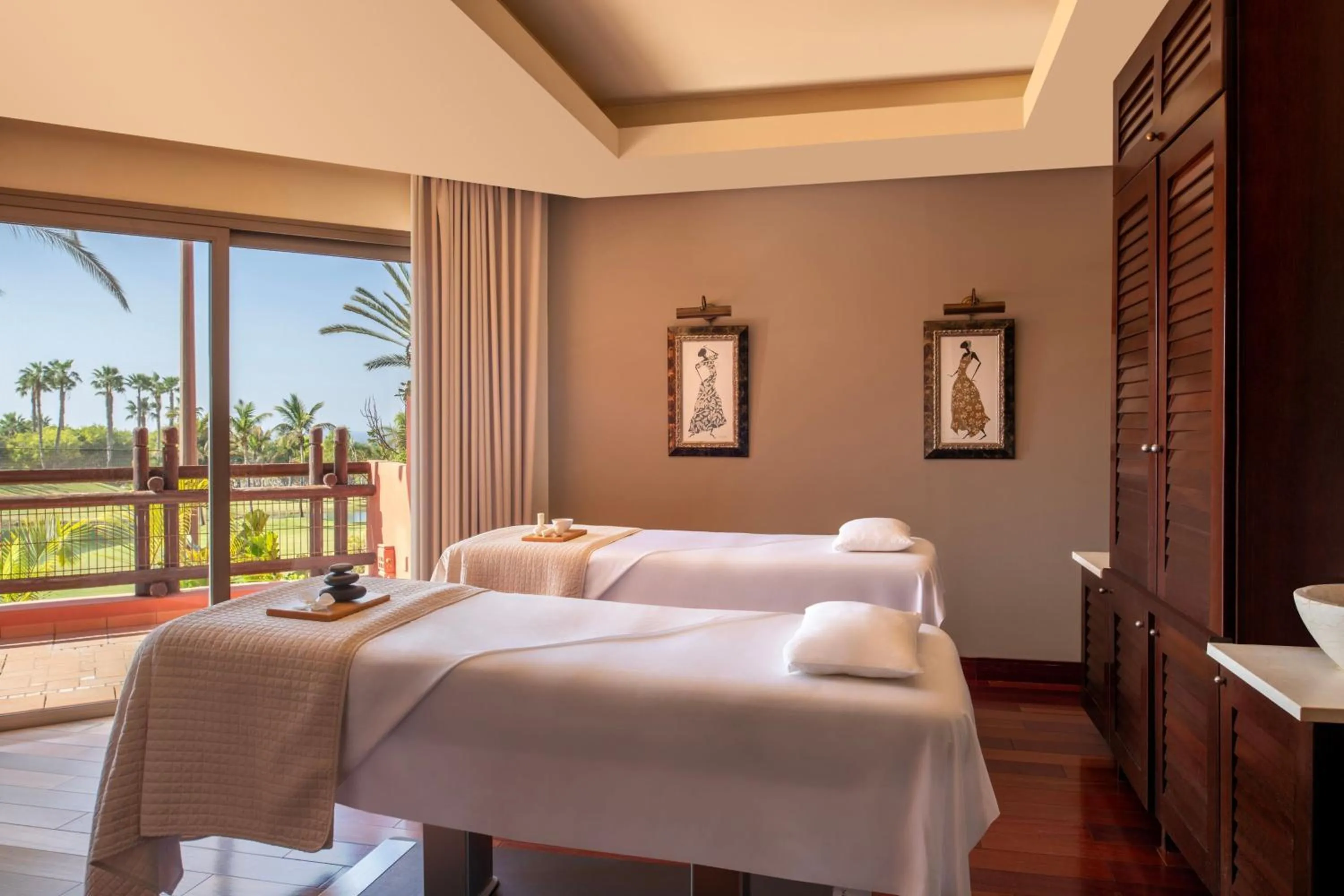 Spa and wellness centre/facilities, Bed in The Ritz-Carlton Tenerife, Abama