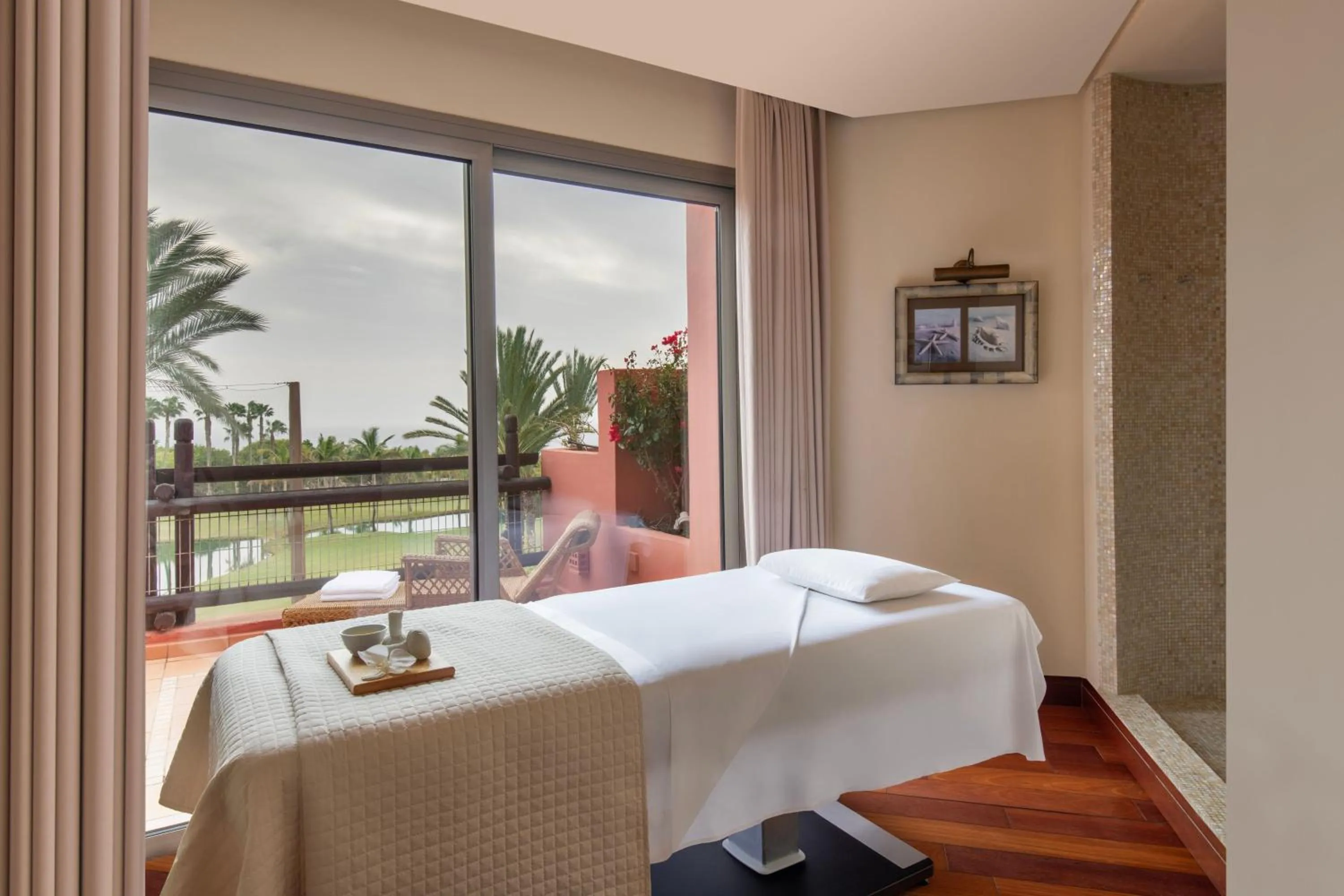 Spa and wellness centre/facilities, Bed in The Ritz-Carlton Tenerife, Abama