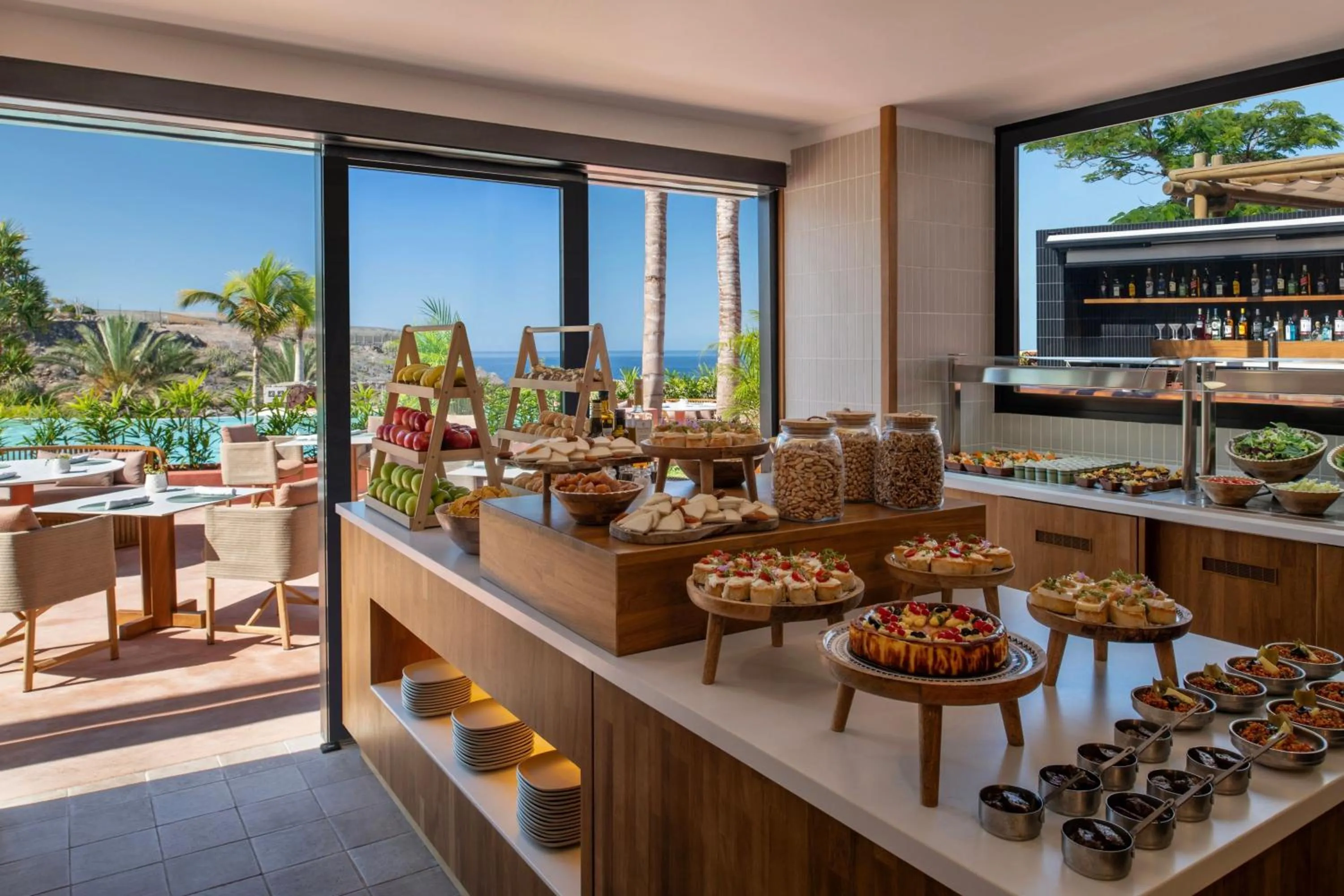 Lounge or bar in The Ritz-Carlton Tenerife, Abama