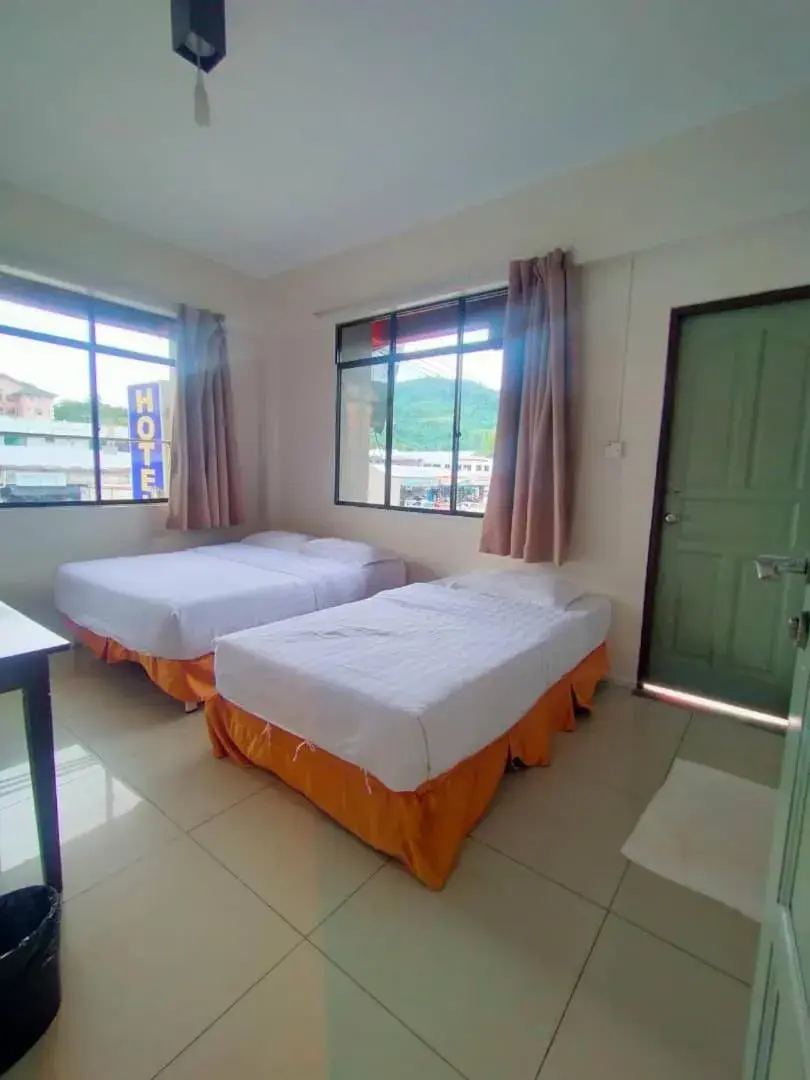 Family Room with Balcony in Lodge 88 (1) Family Room with Balcony in Lodge 88 (1)