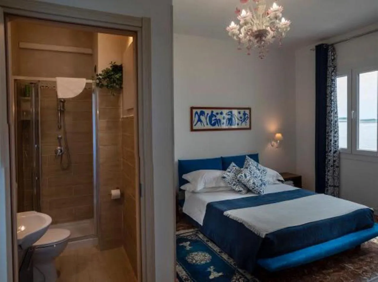 Photo of the whole room, Bed in Casa Sulla Laguna