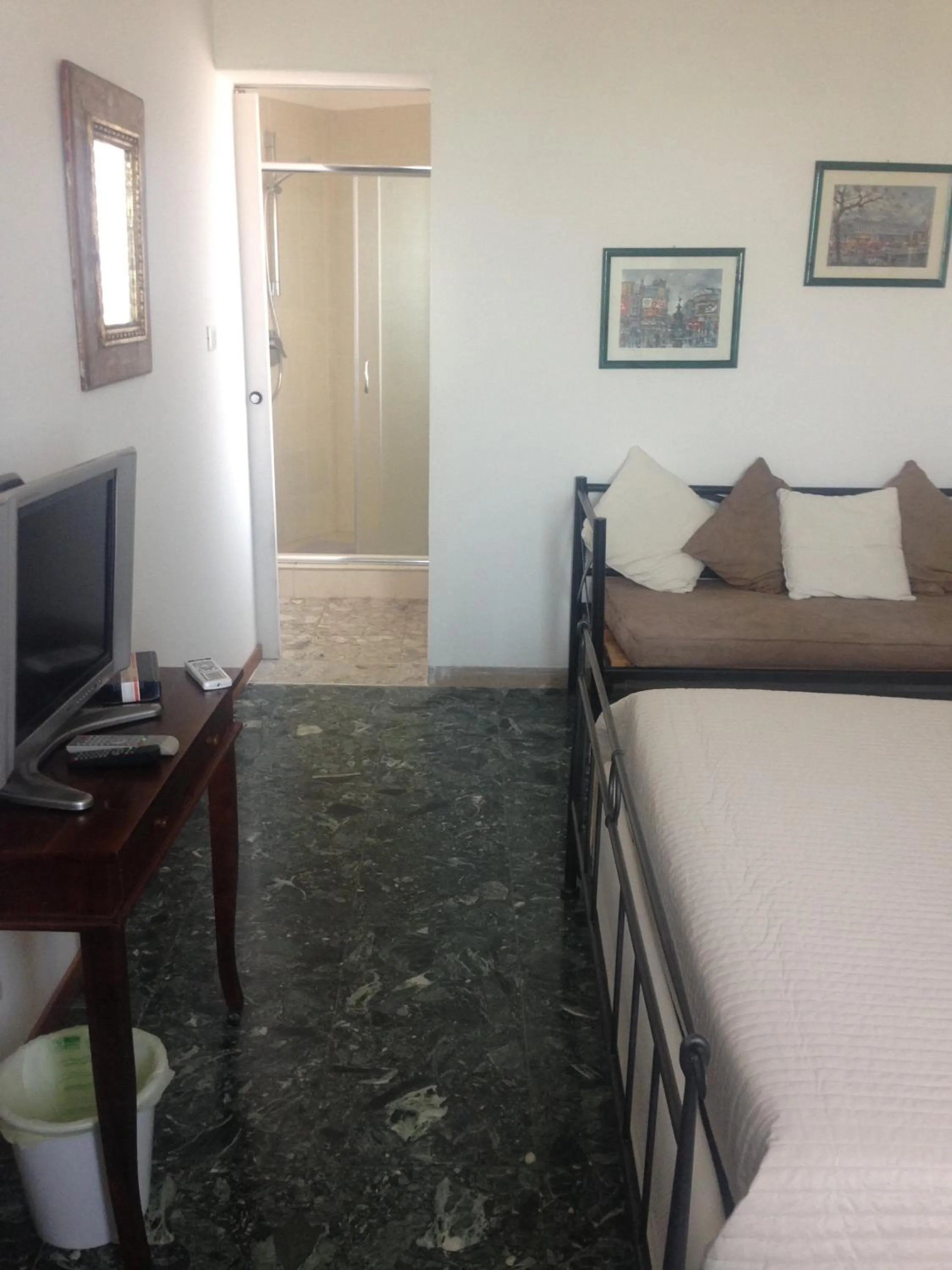 Photo of the whole room, Bed in Casa Sulla Laguna