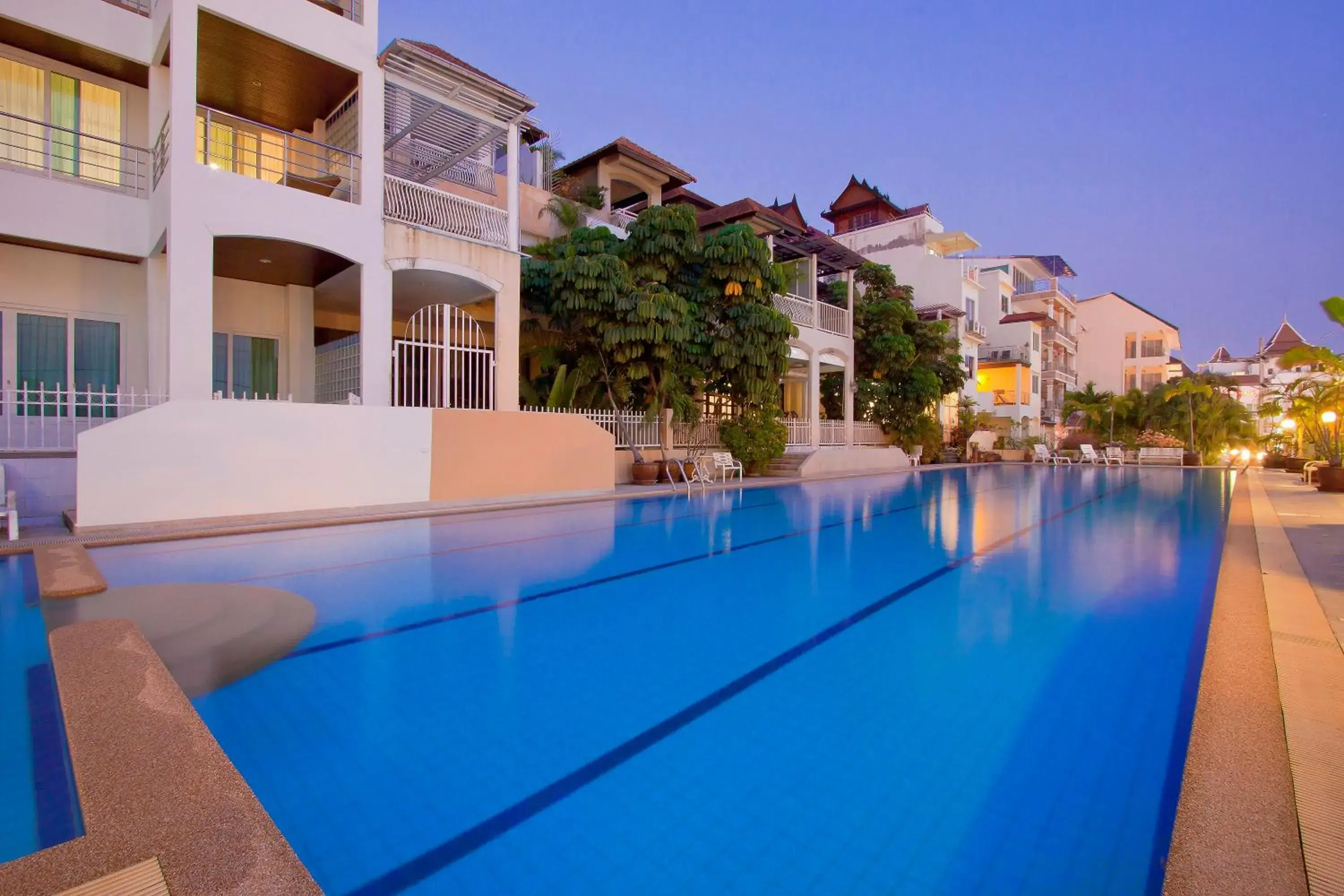 Property building in Argyle Apartments Pattaya Property building in Argyle Apartments Pattaya