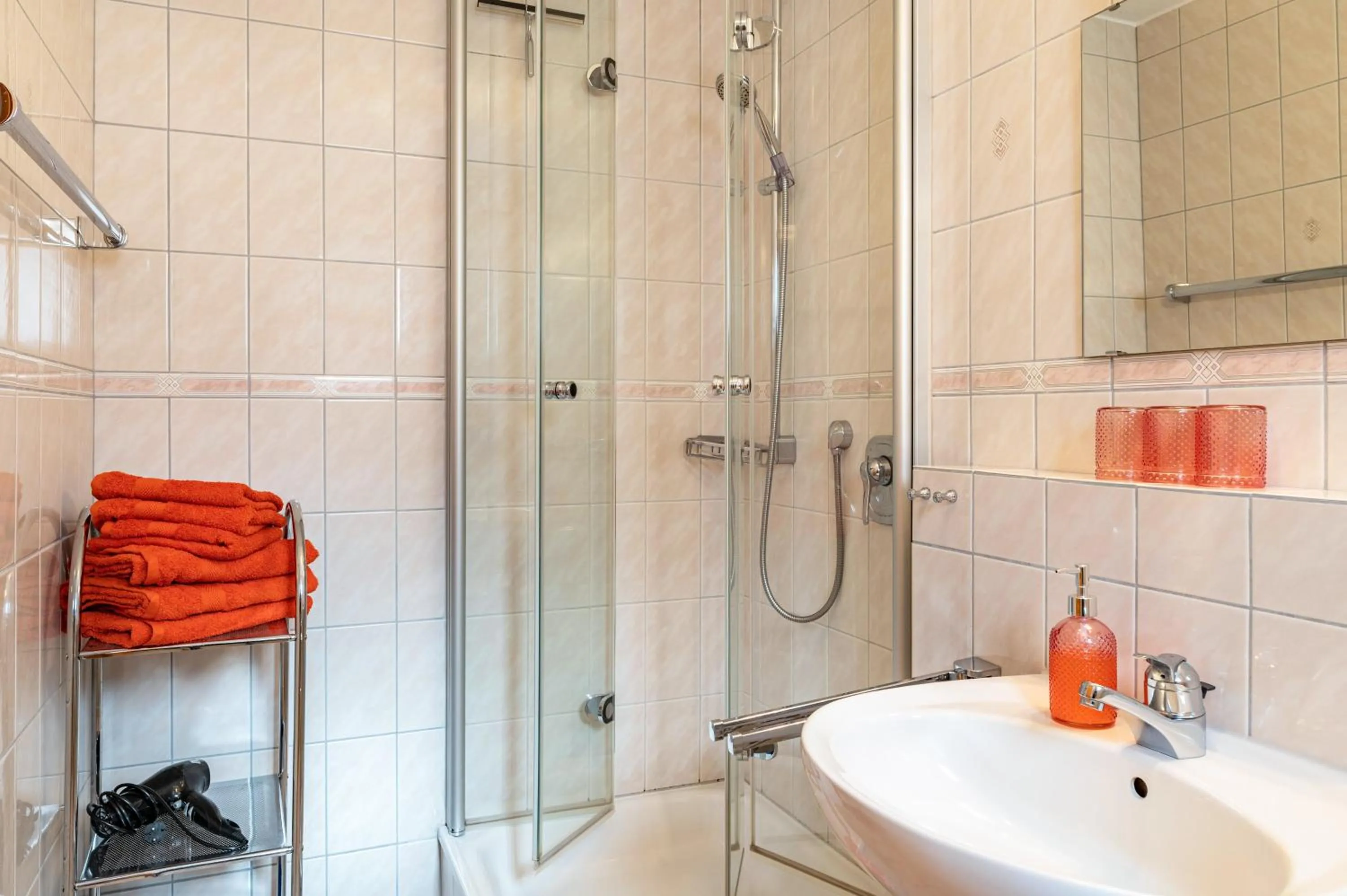 Bathroom in Gasthaus Zur Linde- Napf