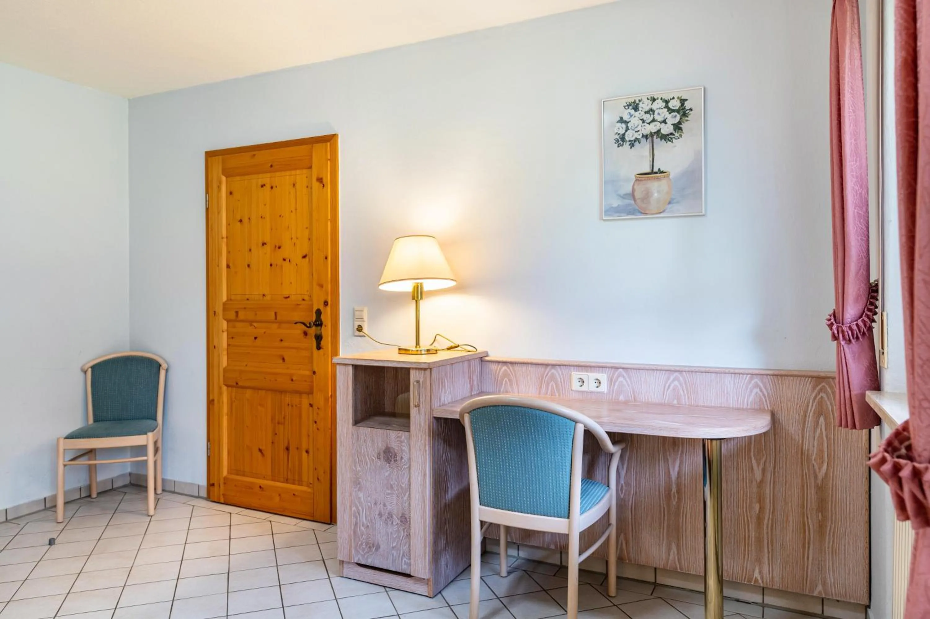 Property building in Gasthaus Zur Linde- Napf