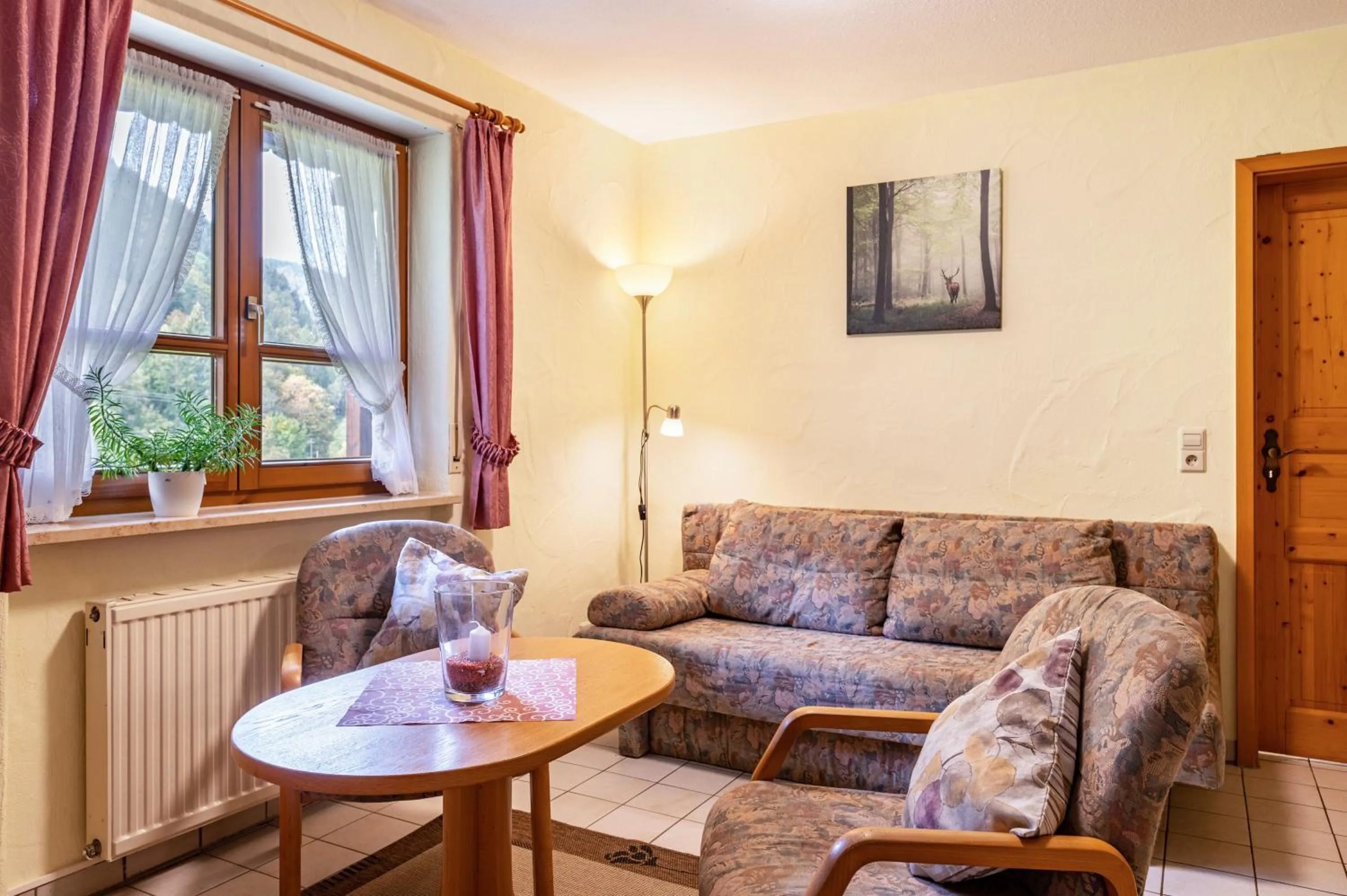 Property building in Gasthaus Zur Linde- Napf