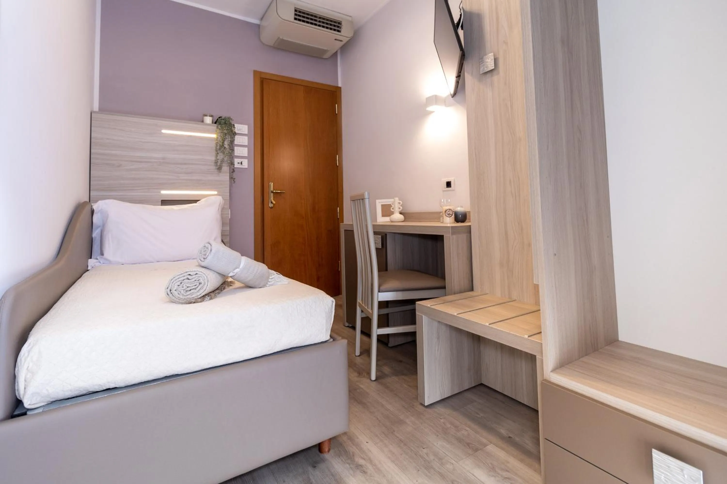 Photo of the whole room, Bed in Hotel Alfonsina