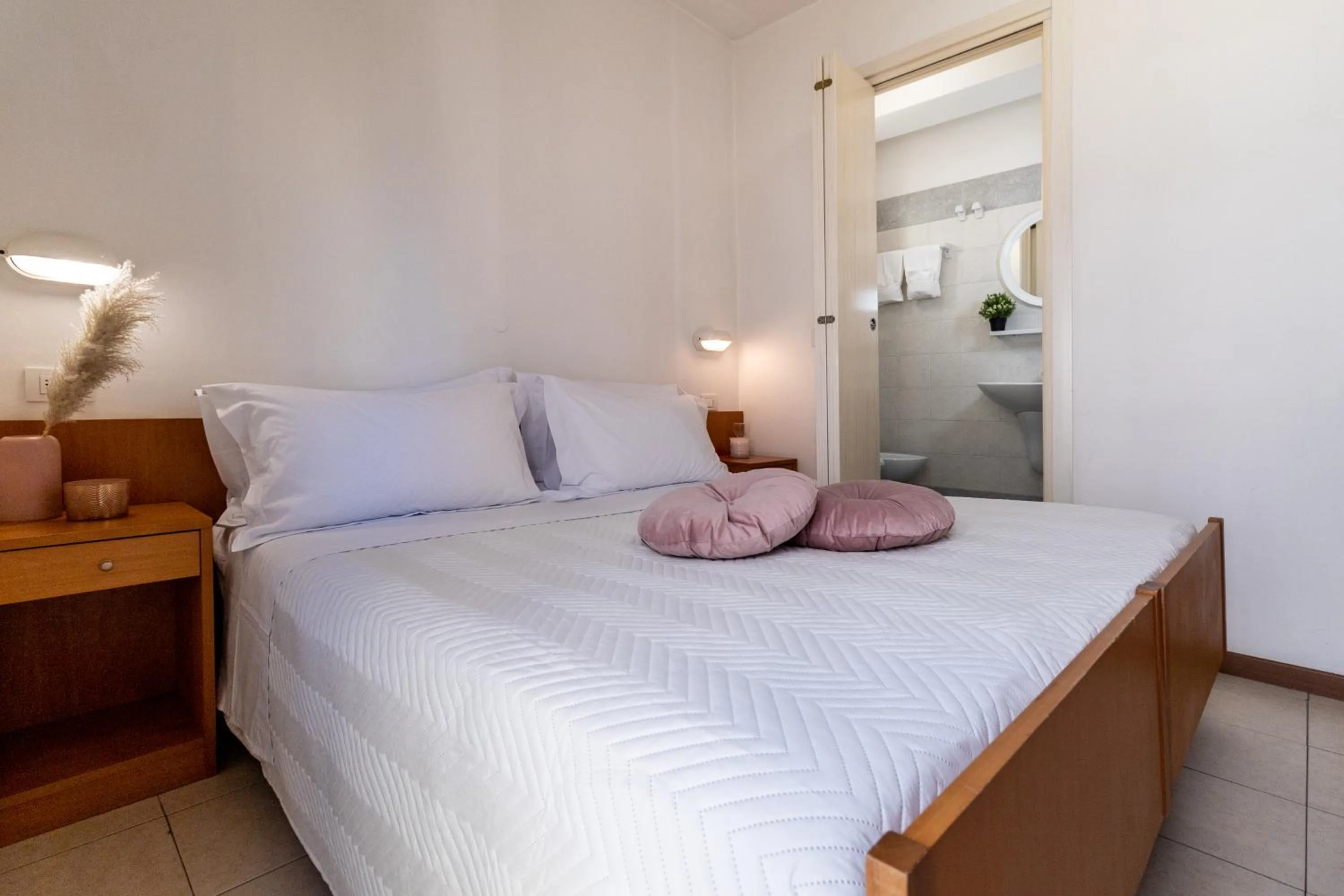 Photo of the whole room, Bed in Hotel Alfonsina