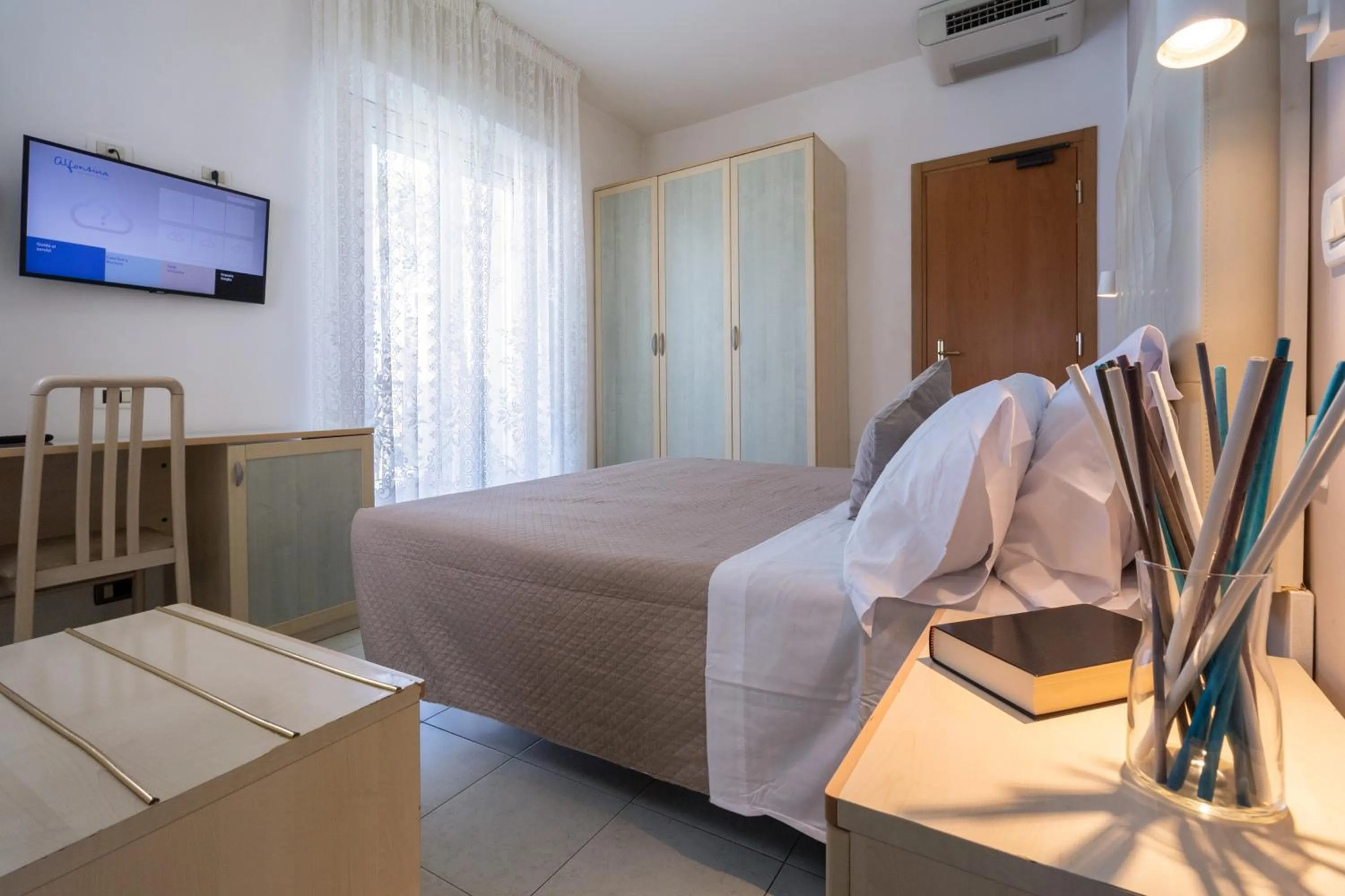 Photo of the whole room, Bed in Hotel Alfonsina