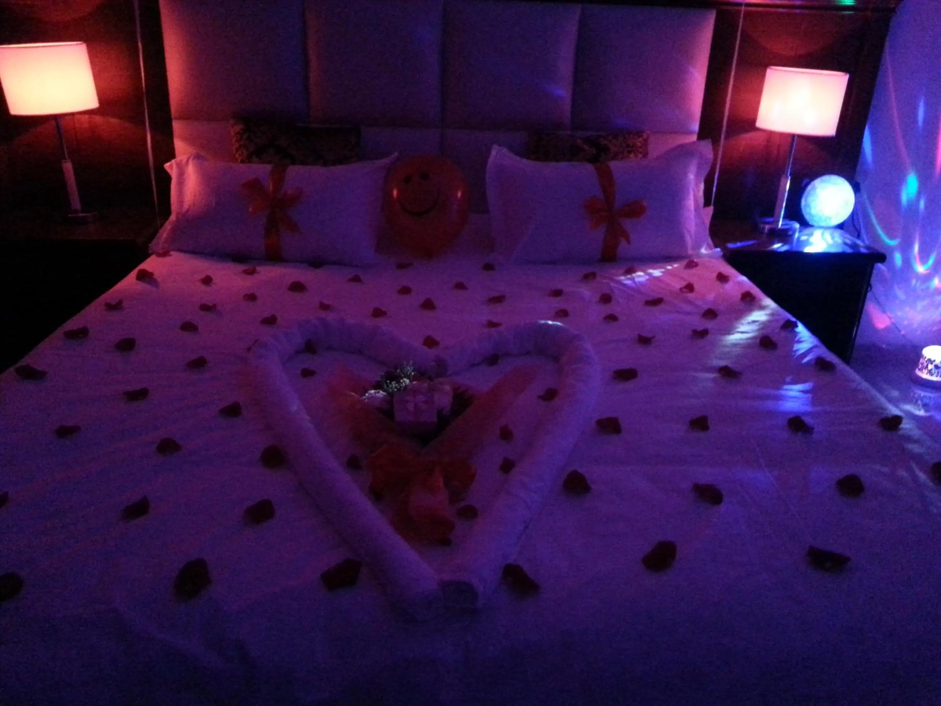 Decorative detail, Bed in Lara Al Jawf Hotel Apartments