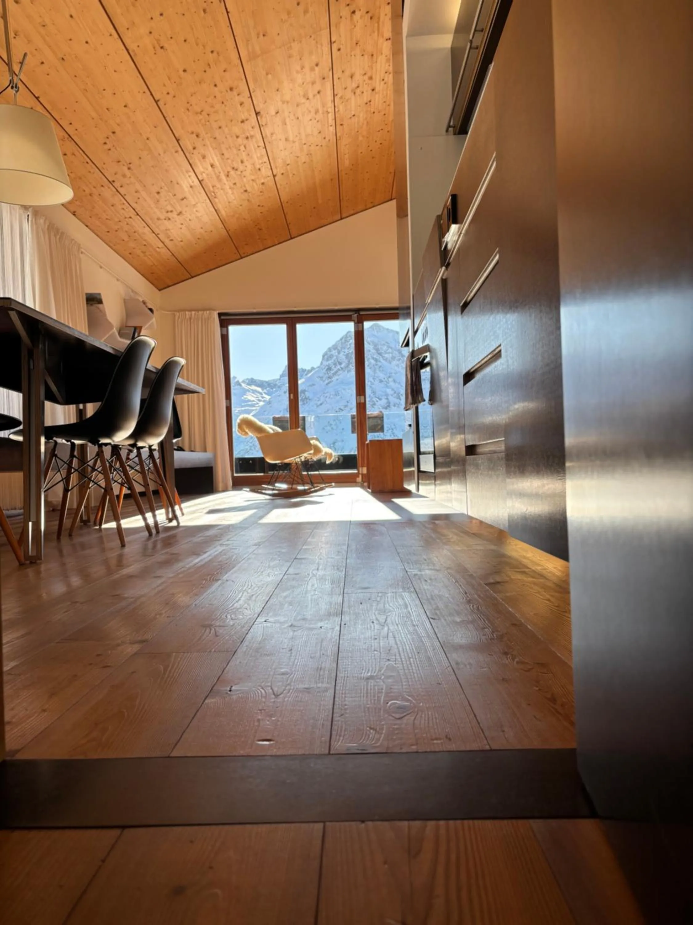 Photo of the whole room in LAMA Appartement