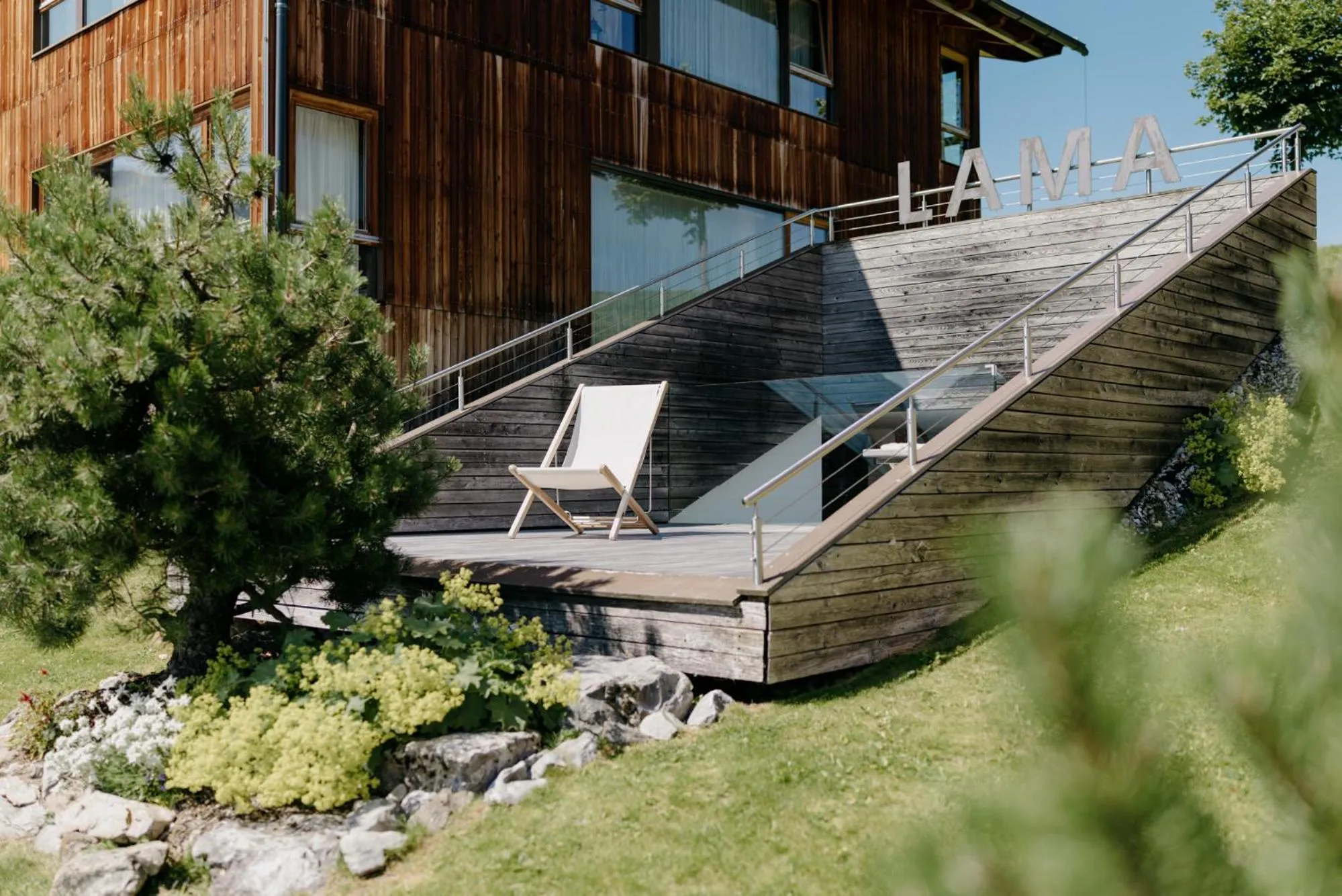 Property building in LAMA Appartement